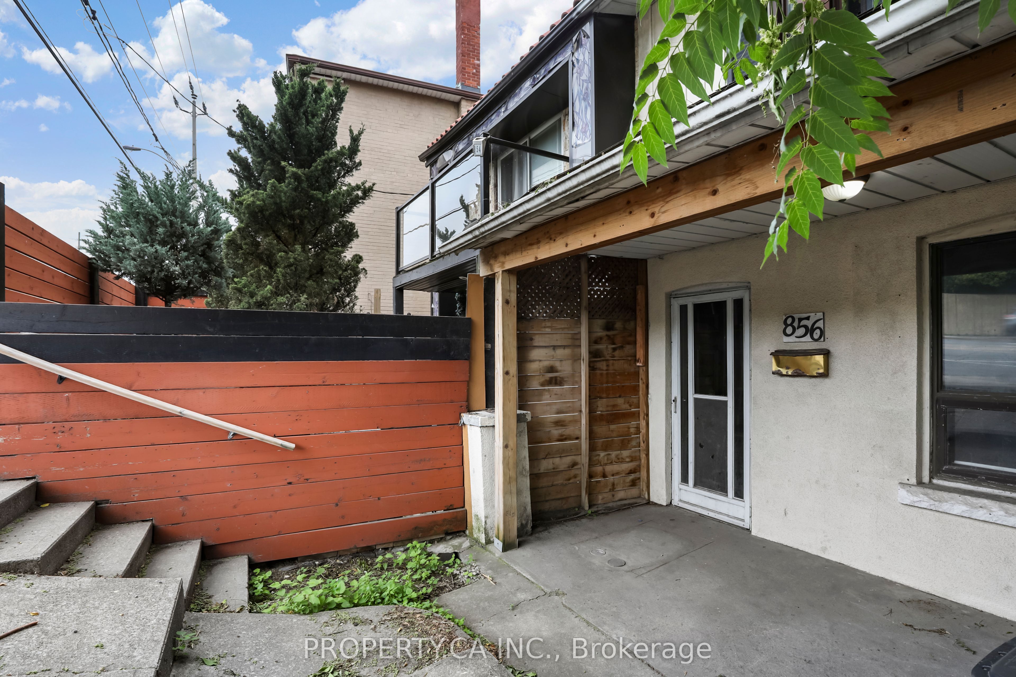 856 Weston Road, Toronto, ON M6N 3R5 photo 2