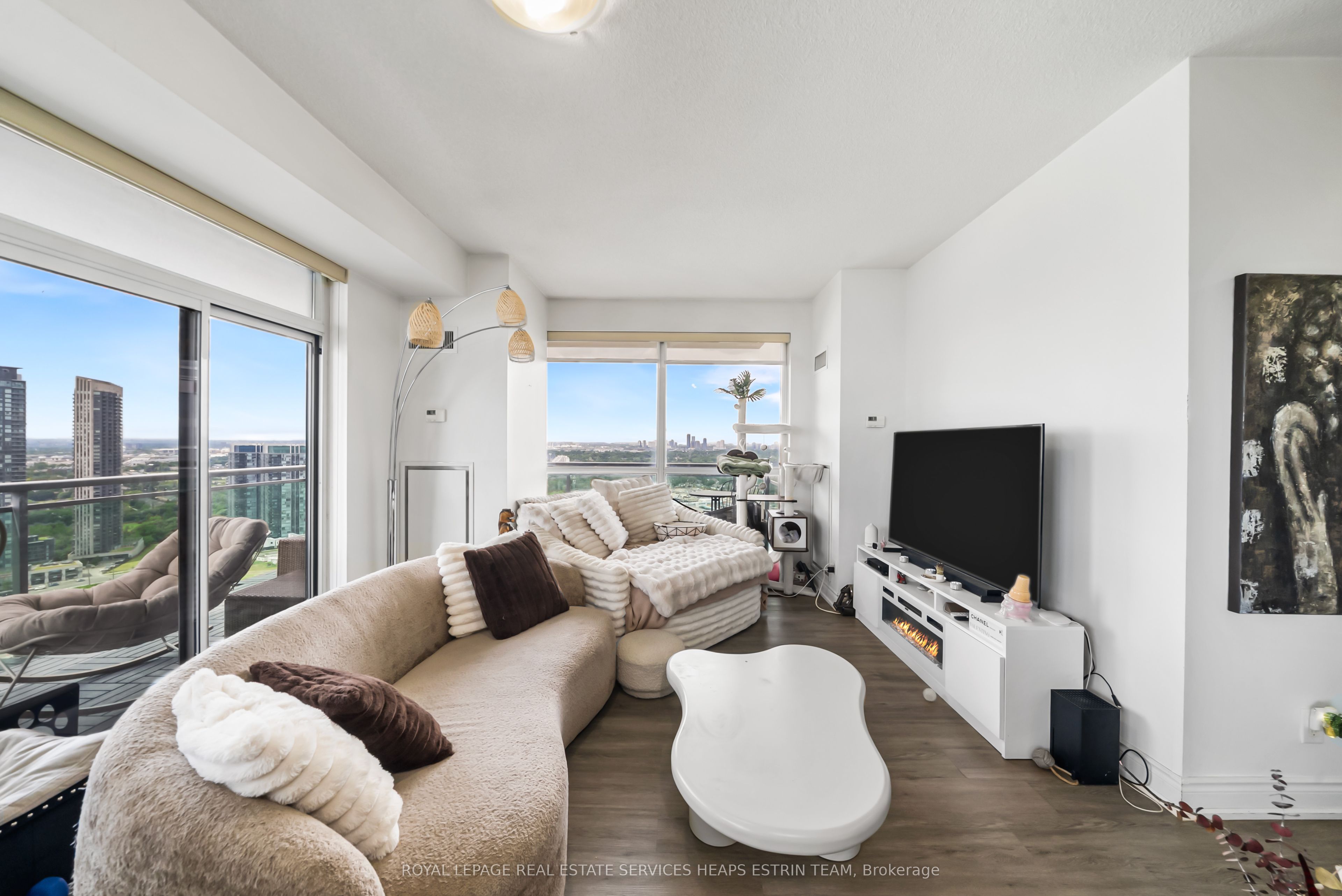 16 Brookers Lane 3301, Toronto, ON M8V 0A5 photo 4