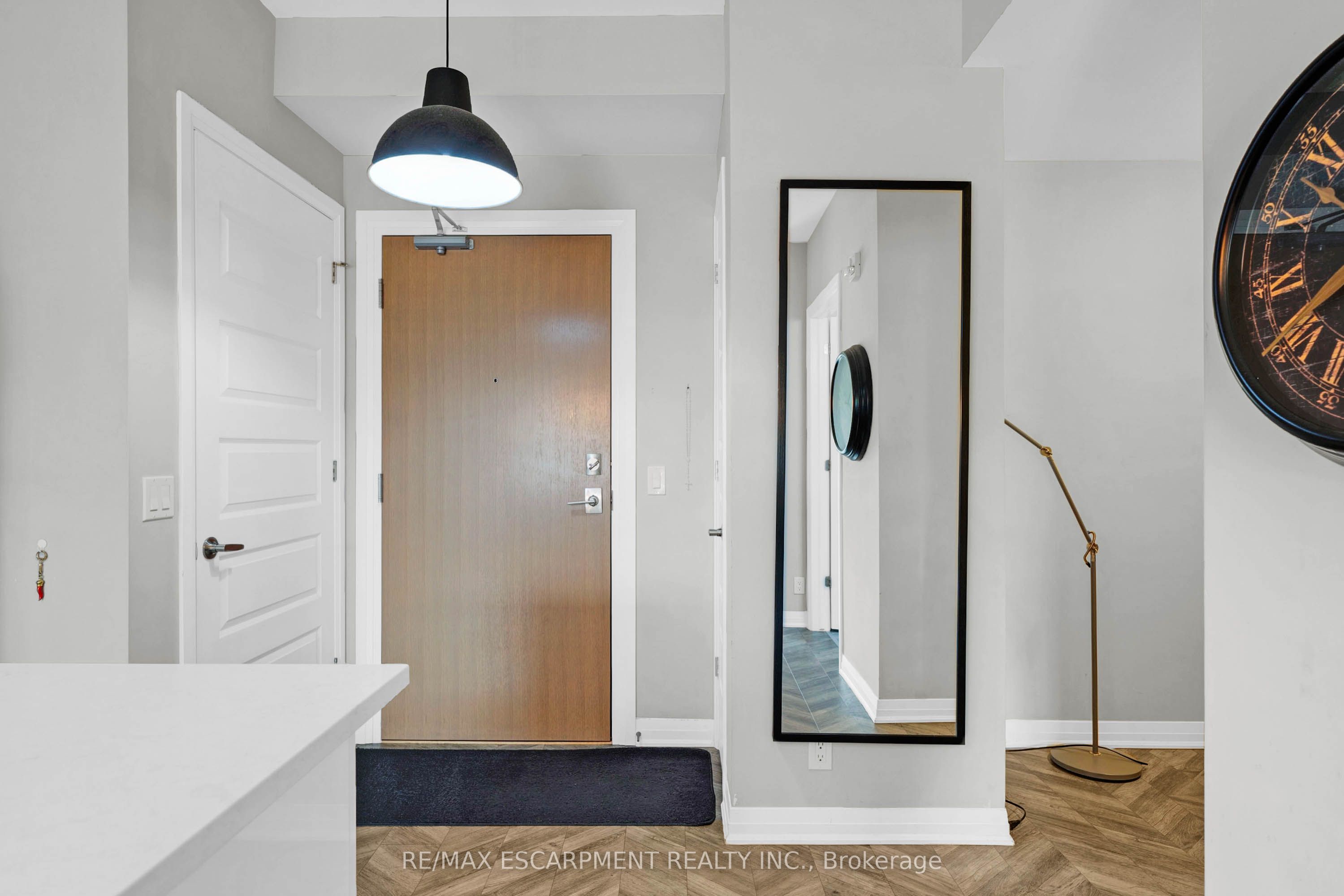 1105 LEGER Way 101, Milton, ON L9E 1K7 photo 5