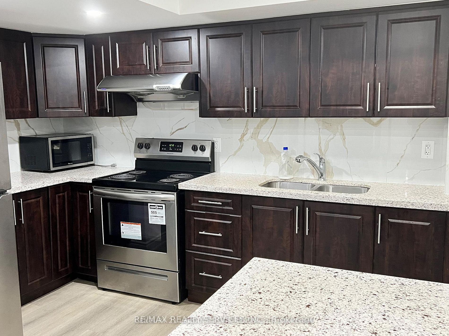 13 Frampton Road, Brampton, ON L7A 4E1 photo 3