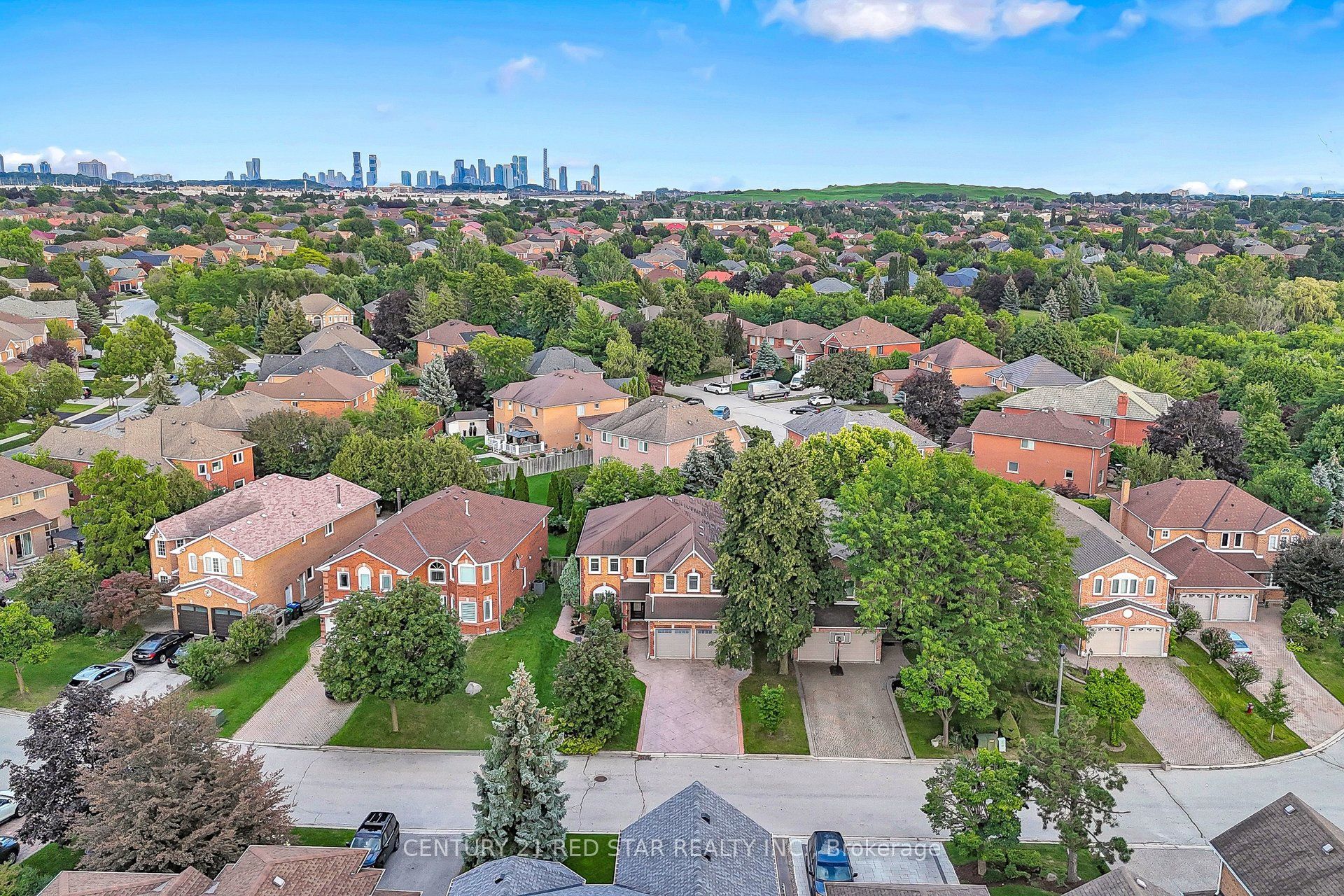 1082 Haydonbridge Court, Mississauga, ON L5V 1J4 photo 5