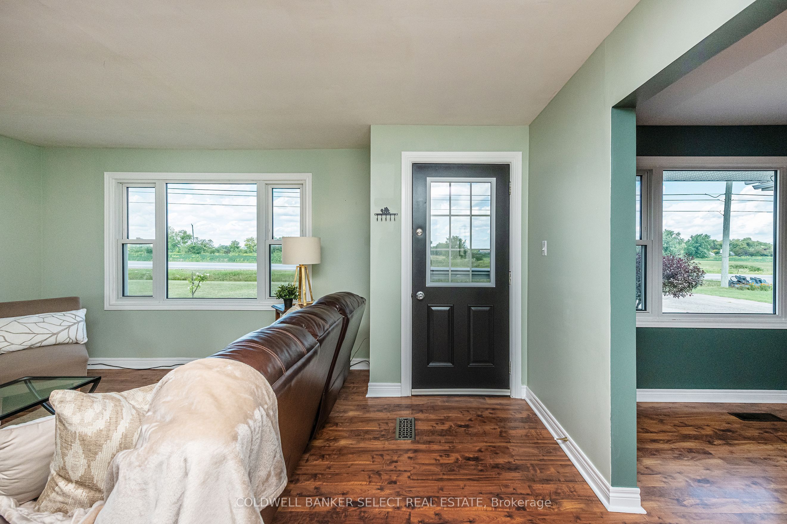 6415 King Street, Caledon, ON L7C 0V2 photo 4