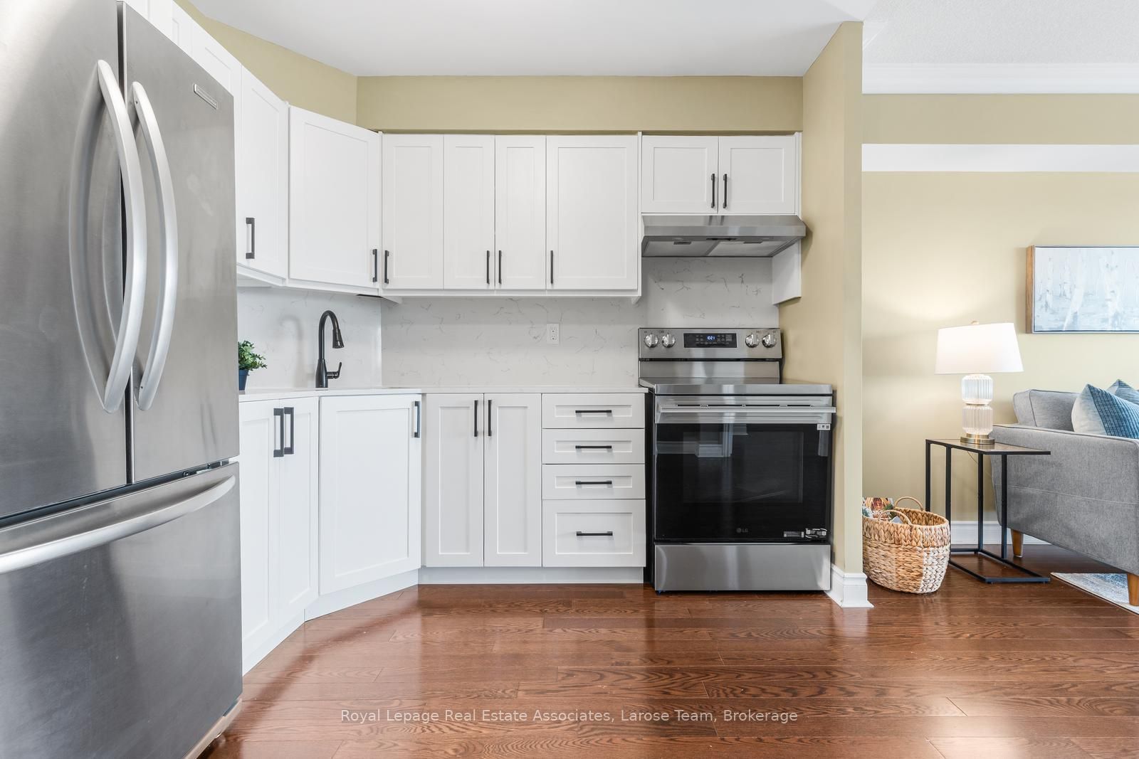 3 Marine Parade Drive 1607, Toronto, ON M8V 3Z5 photo 5