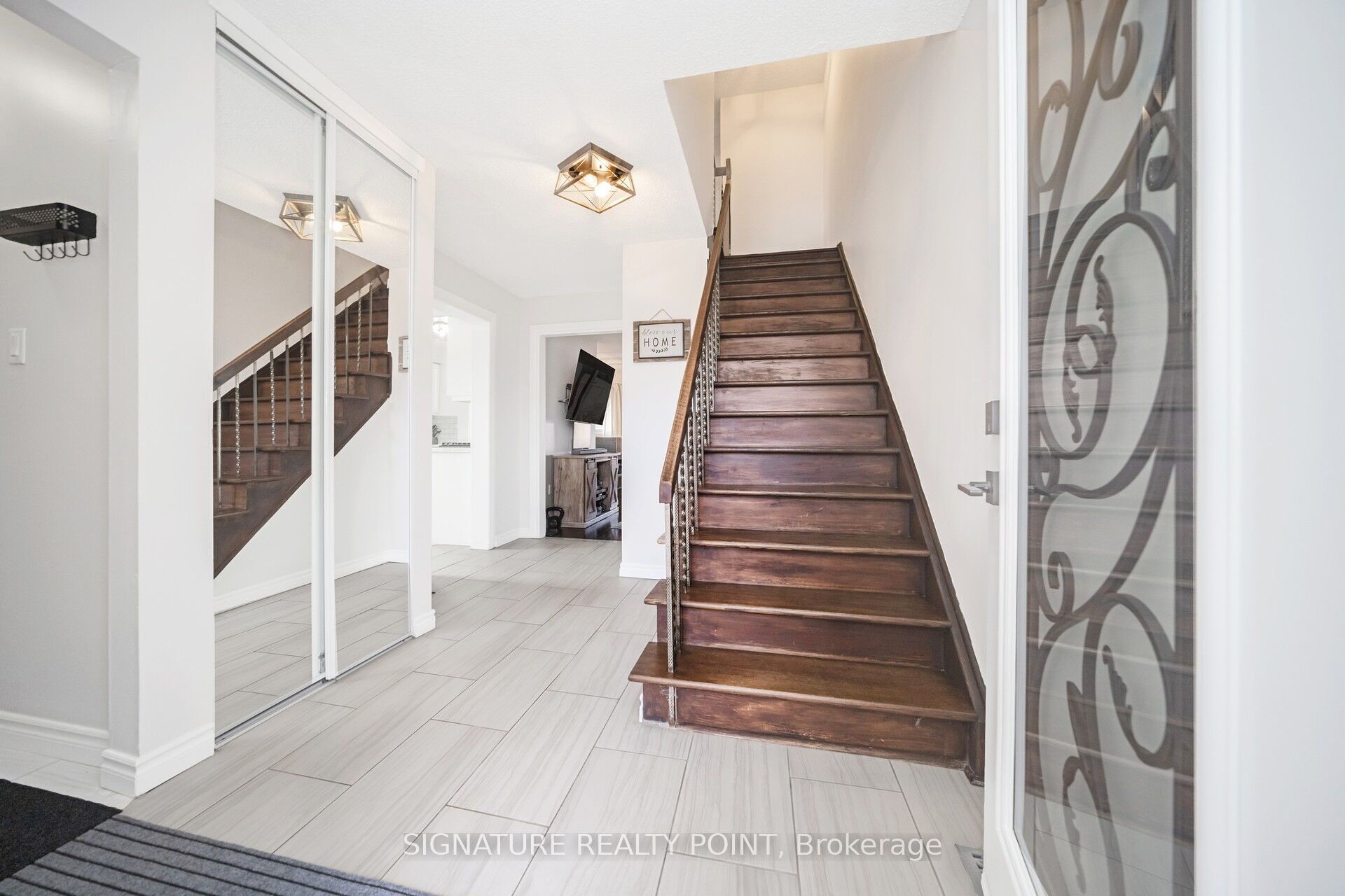 222 Simmons Boulevard, Brampton, ON L6V 3Y1 photo 3