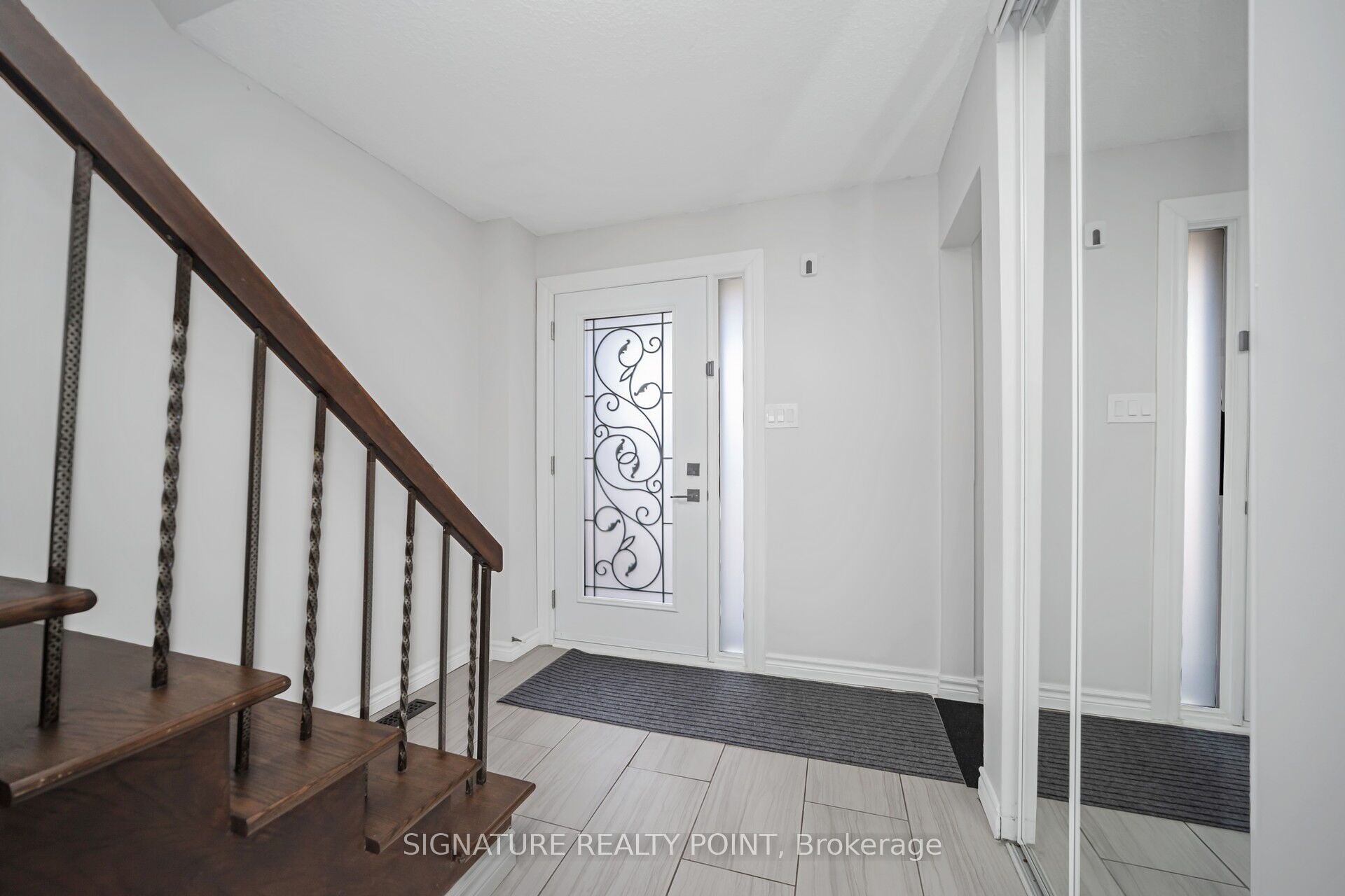 222 Simmons Boulevard, Brampton, ON L6V 3Y1 photo 4