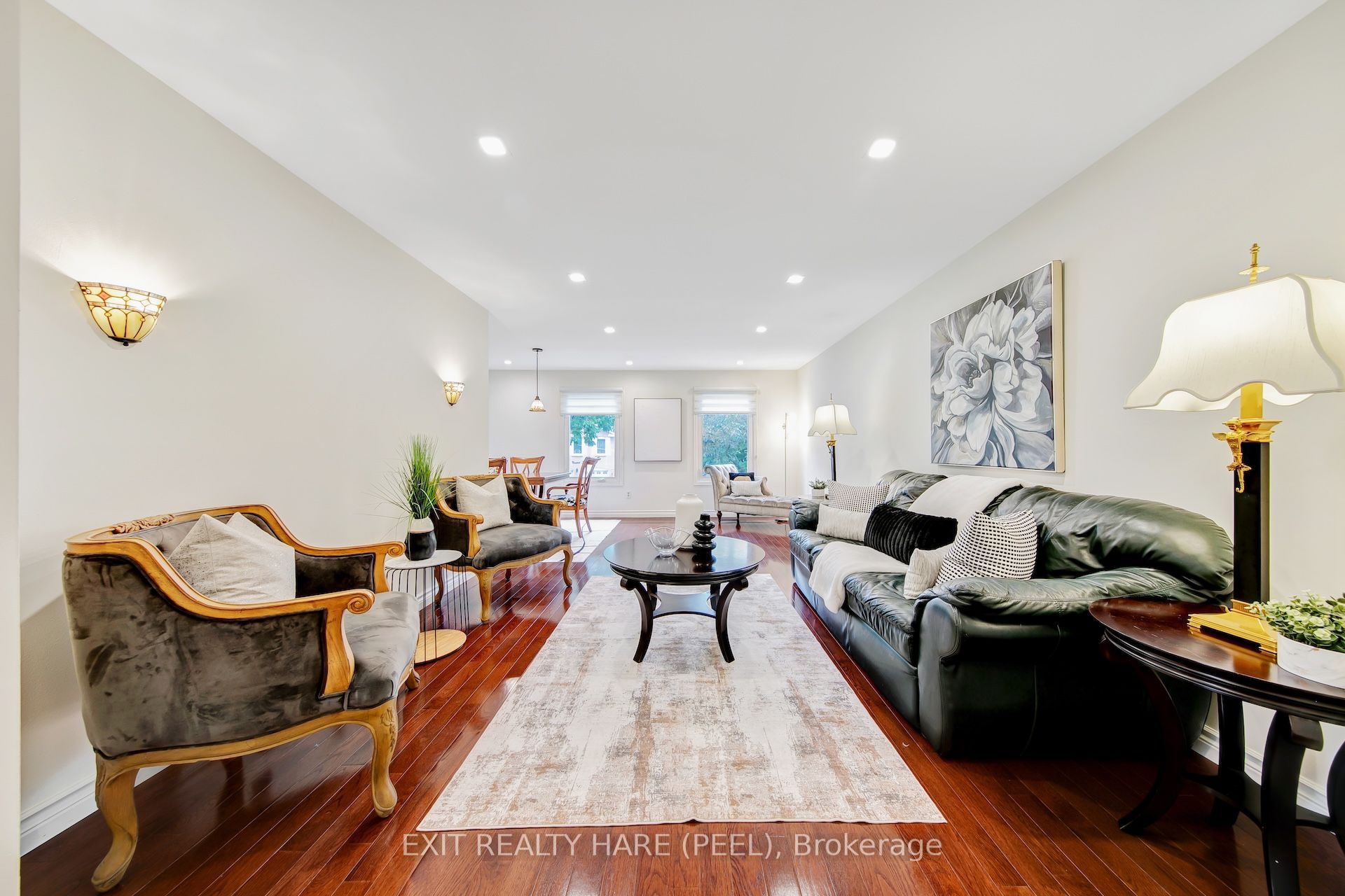 48 Nanport Street, Brampton, ON L6S 4A3 photo 2