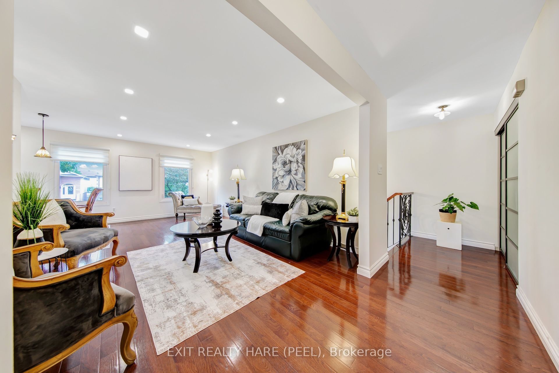 48 Nanport Street, Brampton, ON L6S 4A3 photo 5