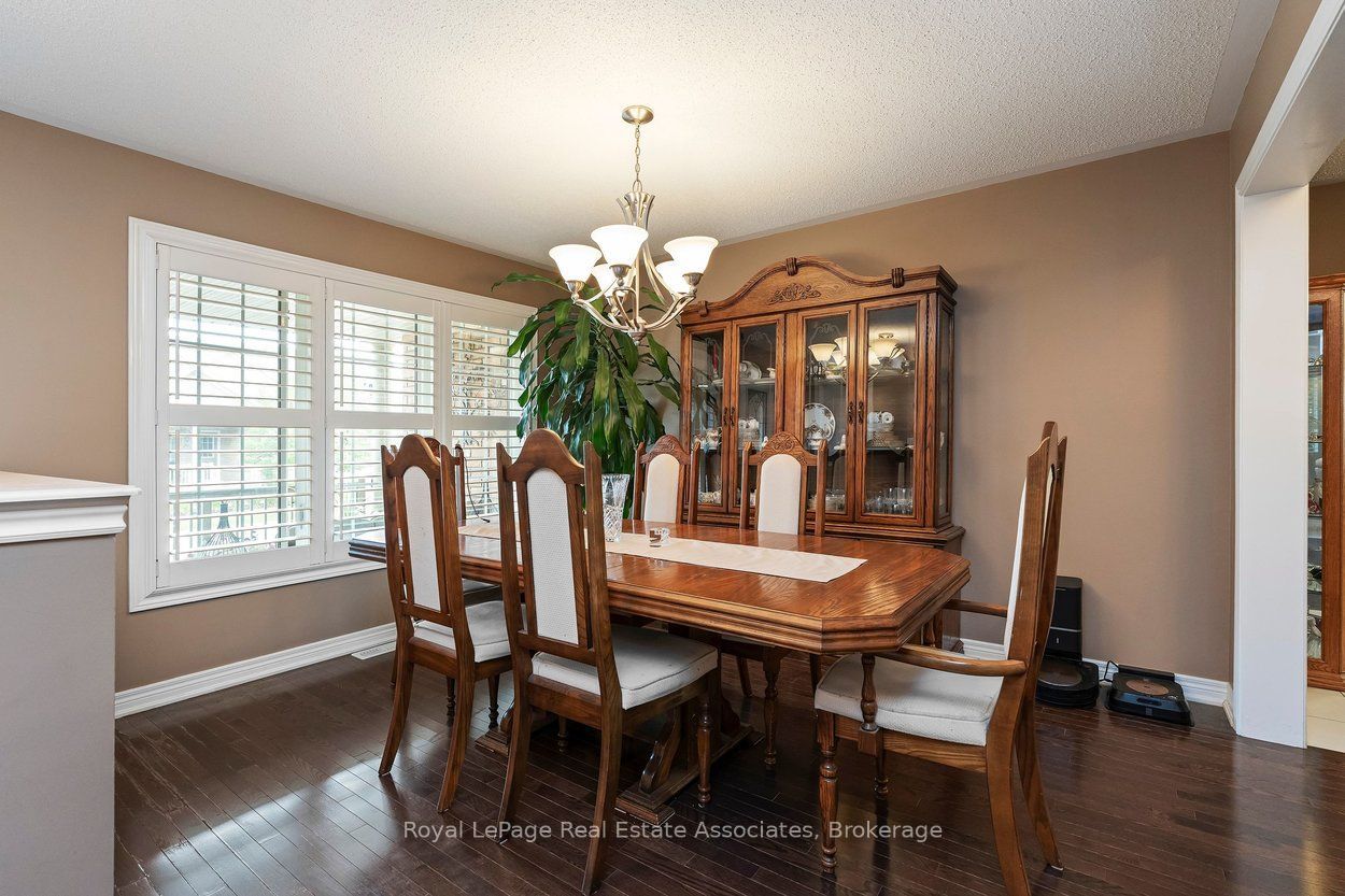 24 Lacorra Way, Brampton, ON L6R 3P2 photo 5