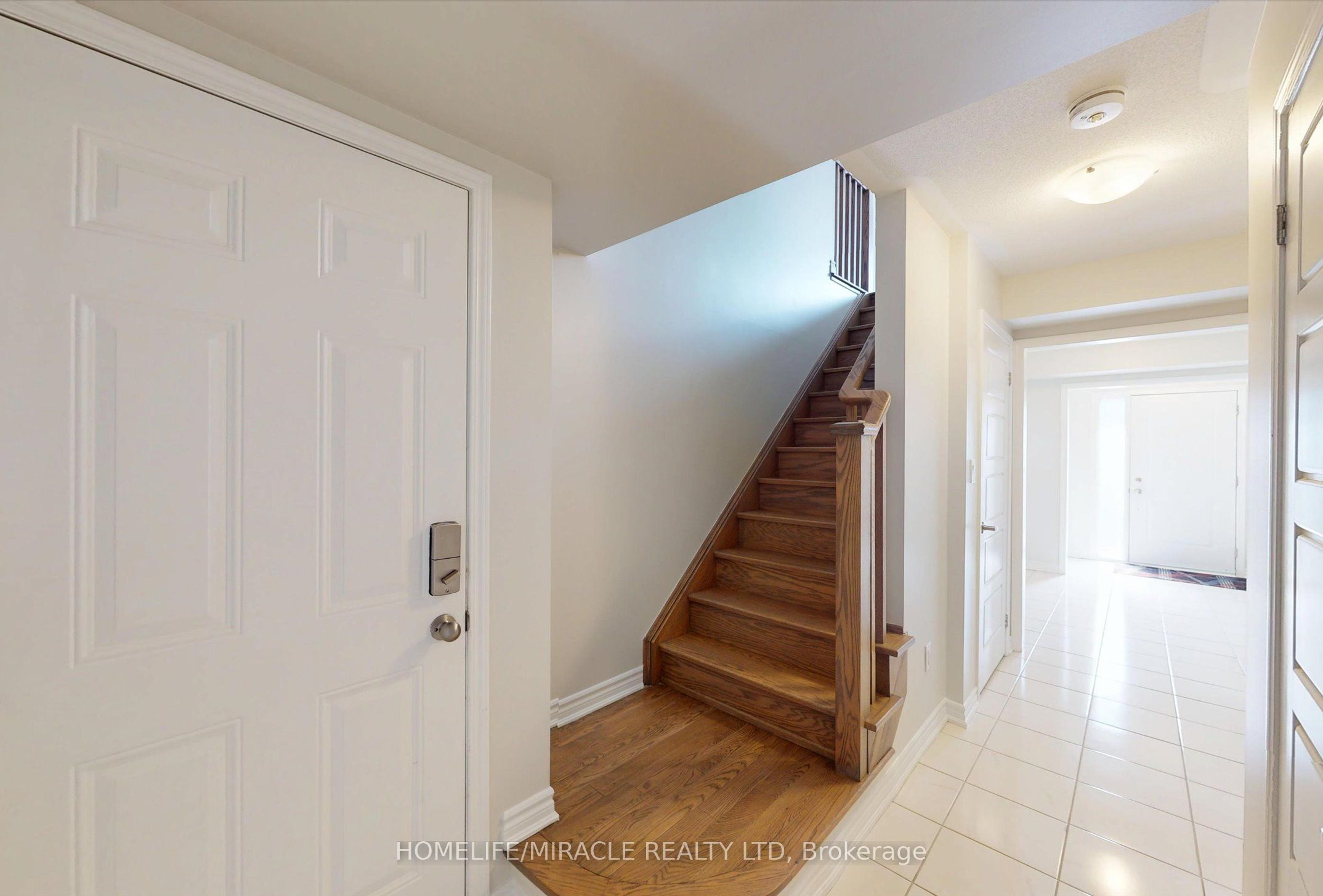 1125 Leger Way 18, Milton, ON L9E 1N7 photo 4