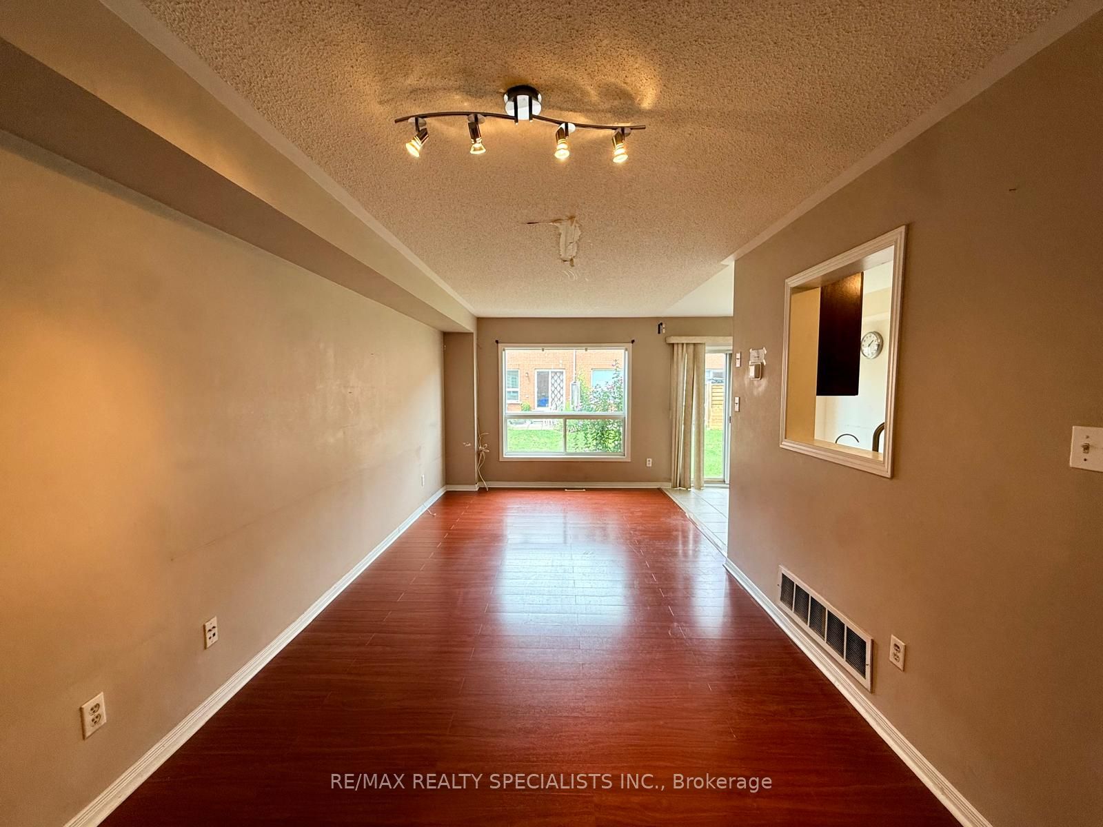 525 NOVO STAR Drive 172, Mississauga, ON L5W 1X8 photo 5