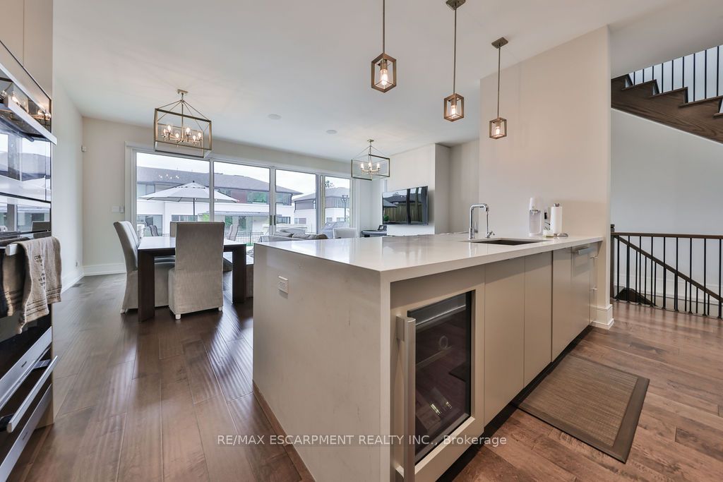 10 Maple Grove Drive 16, Oakville, ON L6J 0E1 photo 5