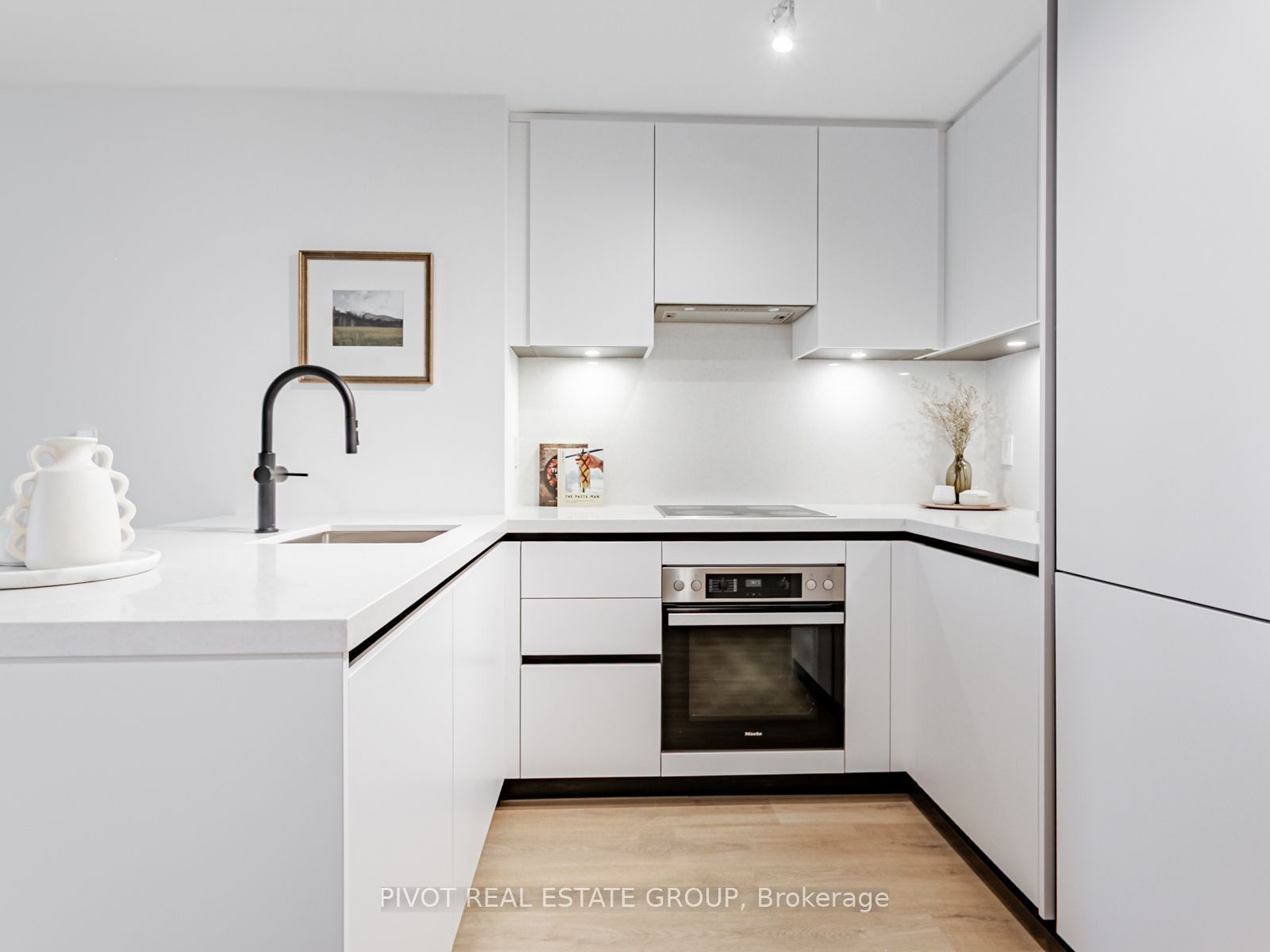 4023 THE EXCHANGE 1703, Mississauga, ON L5B 0N4 photo 3