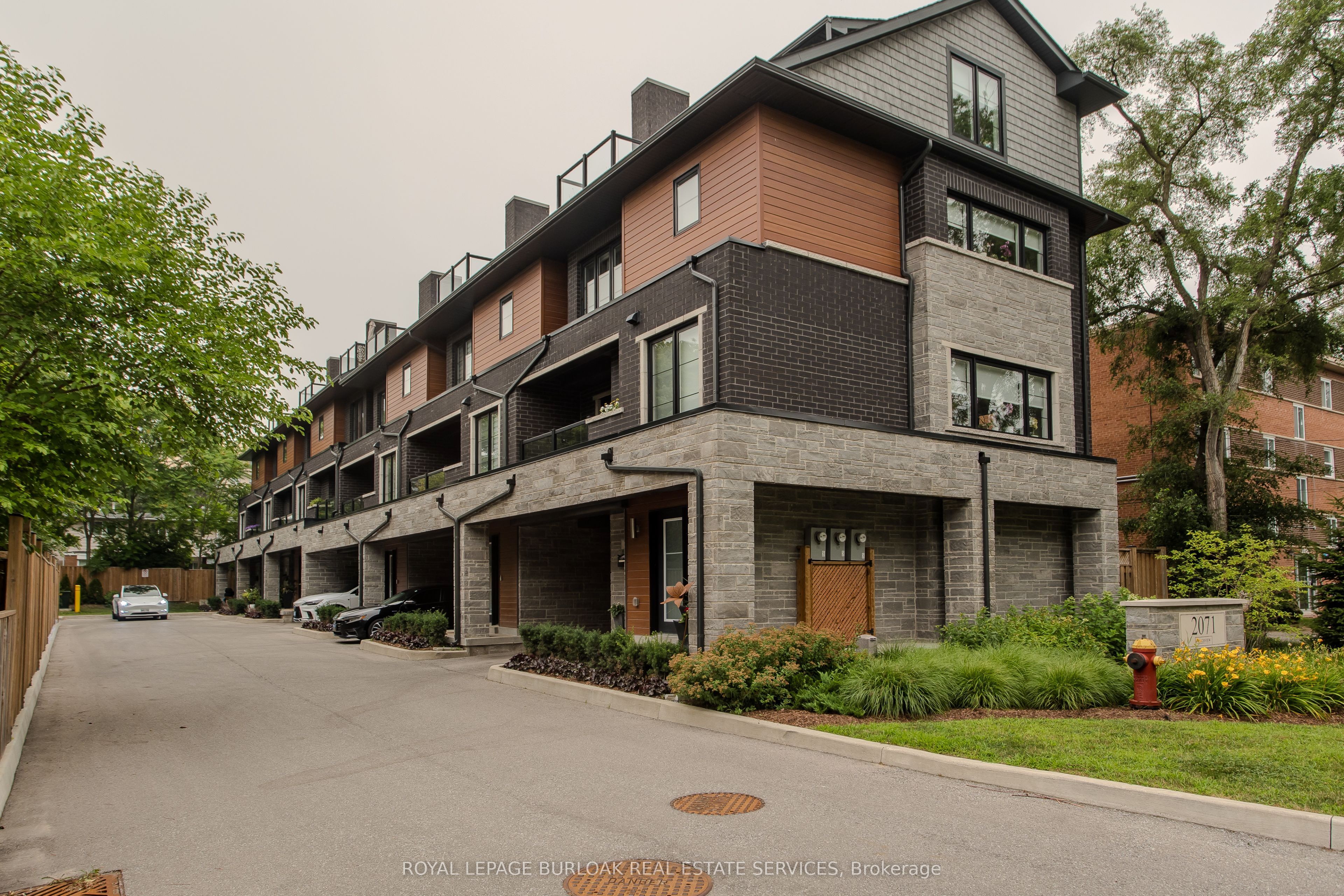 2071 Ghent Avenue 3, Burlington, ON L7R 1Y4 photo 3