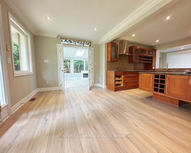 1417 Wateska Boulevard, Mississauga, ON L5H 2R3 photo 3