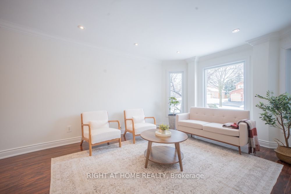 2088 Perran Drive, Mississauga, ON L5K 2R4 photo 4
