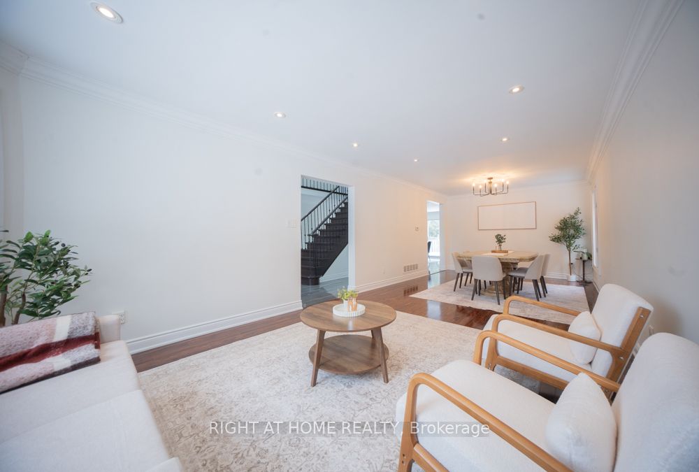 2088 Perran Drive, Mississauga, ON L5K 2R4 photo 5