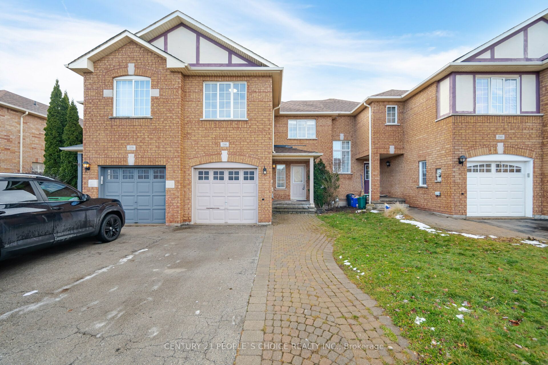 2340 Newcastle Crescent, Oakville, ON L6M 4P6 photo 2