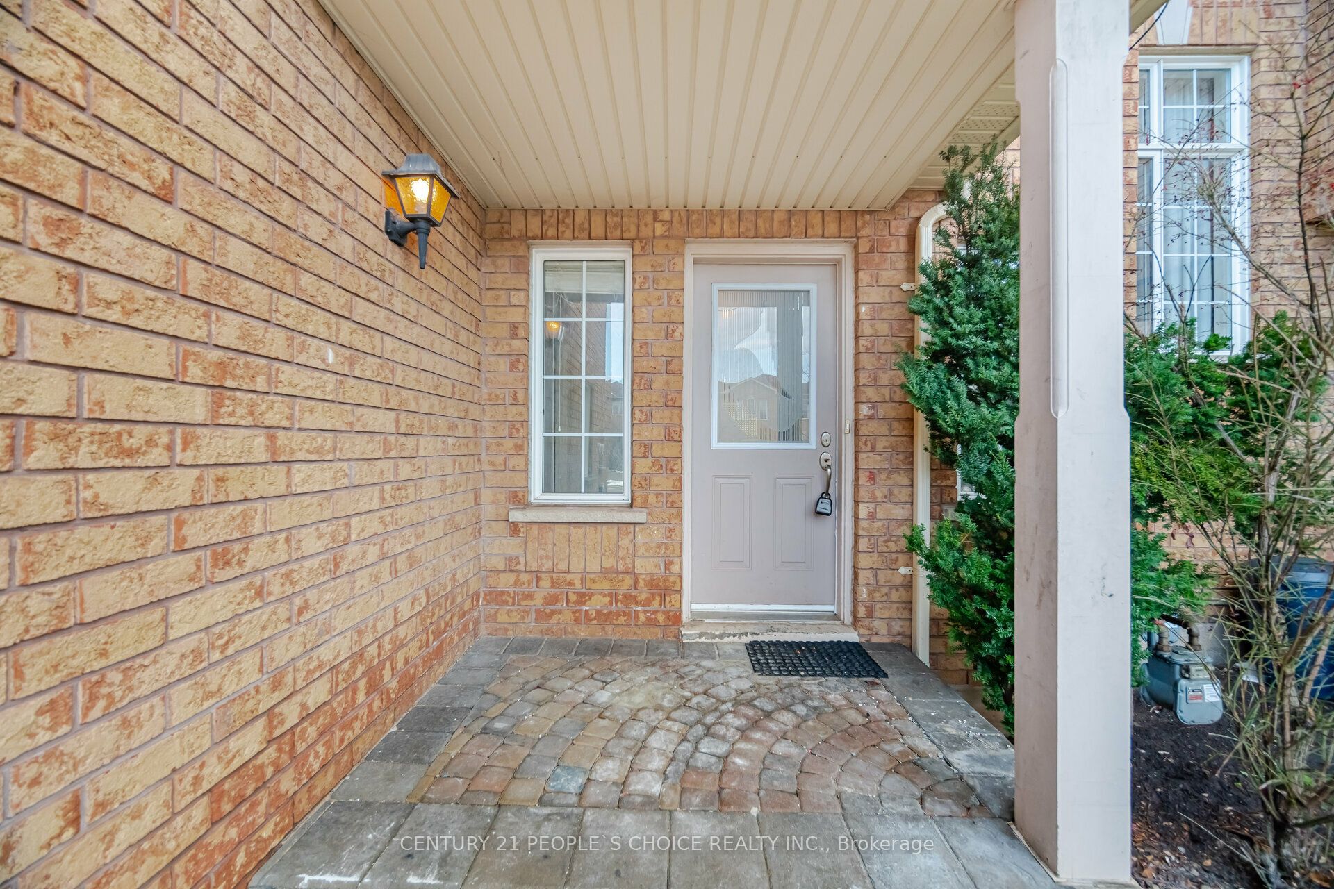 2340 Newcastle Crescent, Oakville, ON L6M 4P6 photo 3