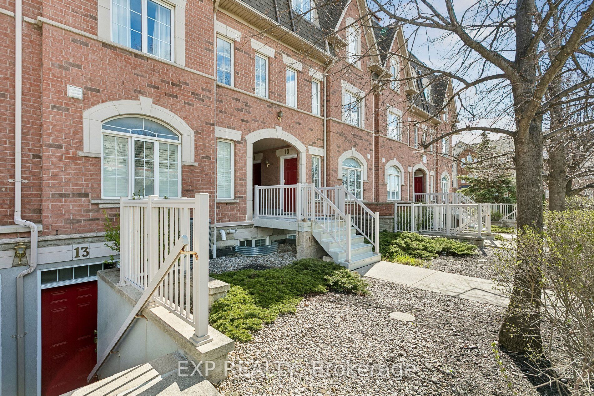 3055 Elmcreek Road 13, Mississauga, ON L5B 4J9 photo 3
