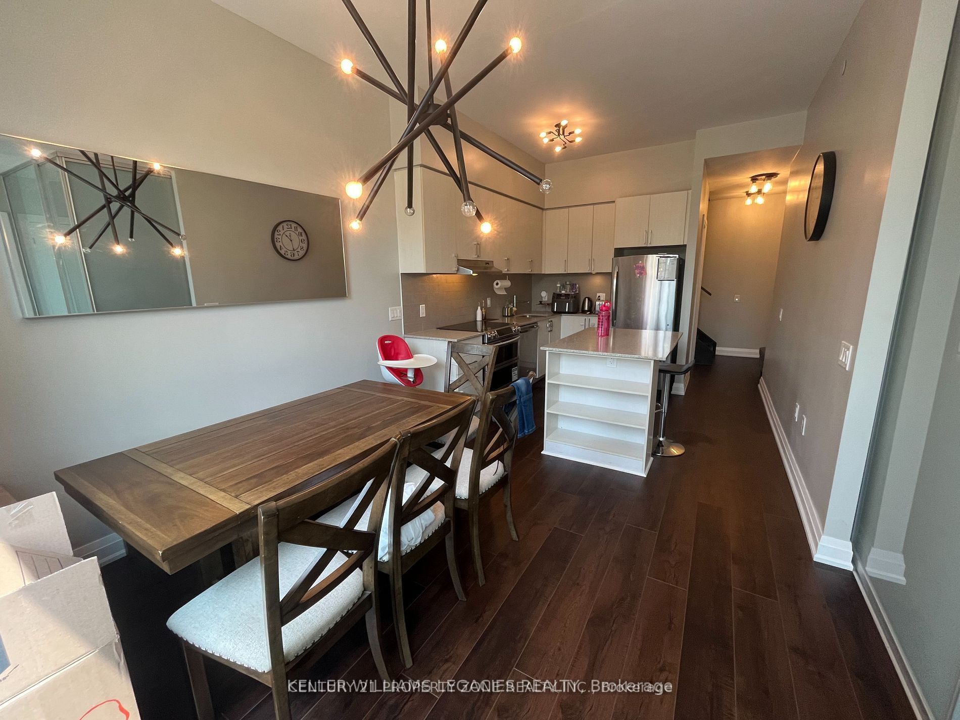 2560 Eglinton Avenue W Th110, Mississauga, ON L5M 0Y3 photo 3
