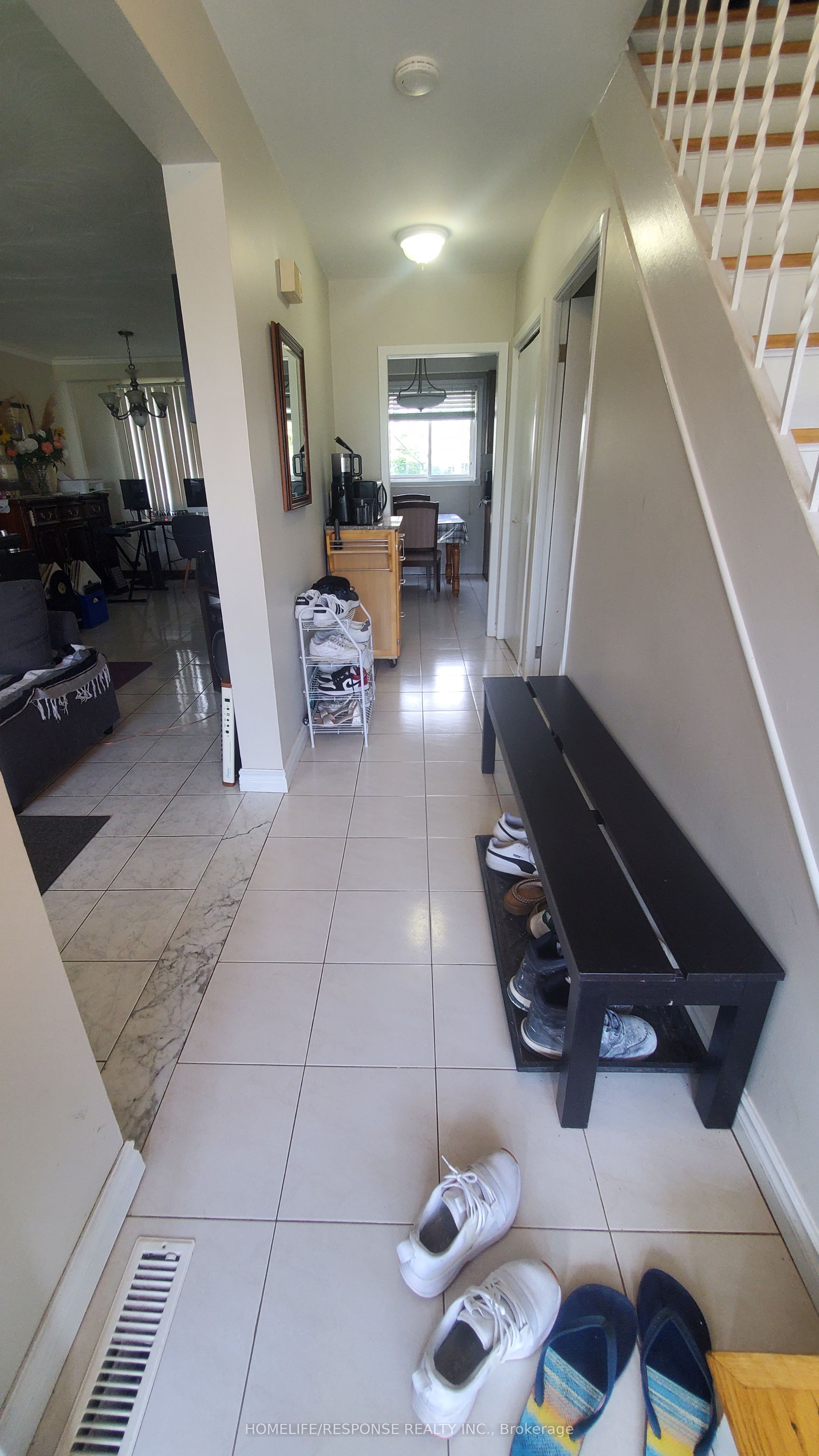 114 ARDWICK Boulevard, Toronto, ON M9M 1W2 photo 3