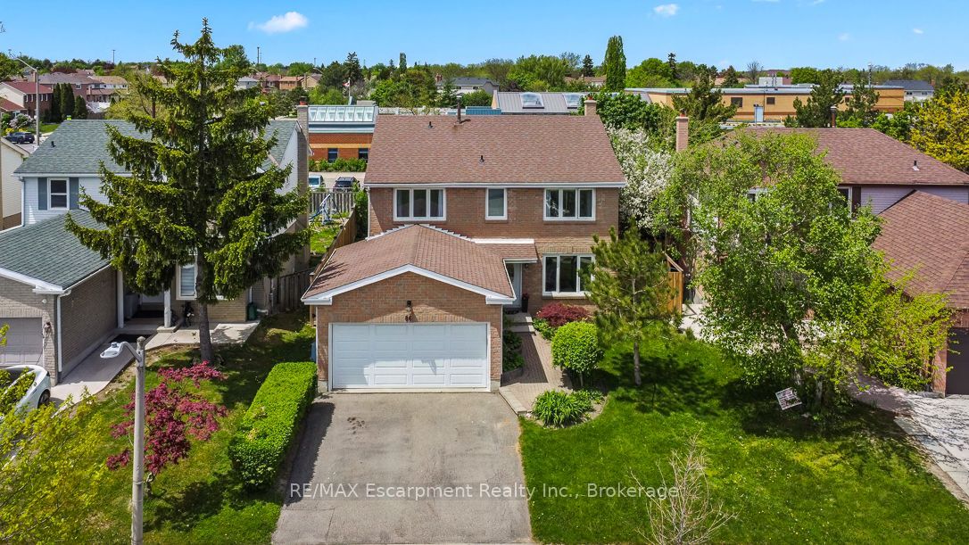 86 NORTHAMPTON Street, Brampton, ON L6S 3Y7 photo 2