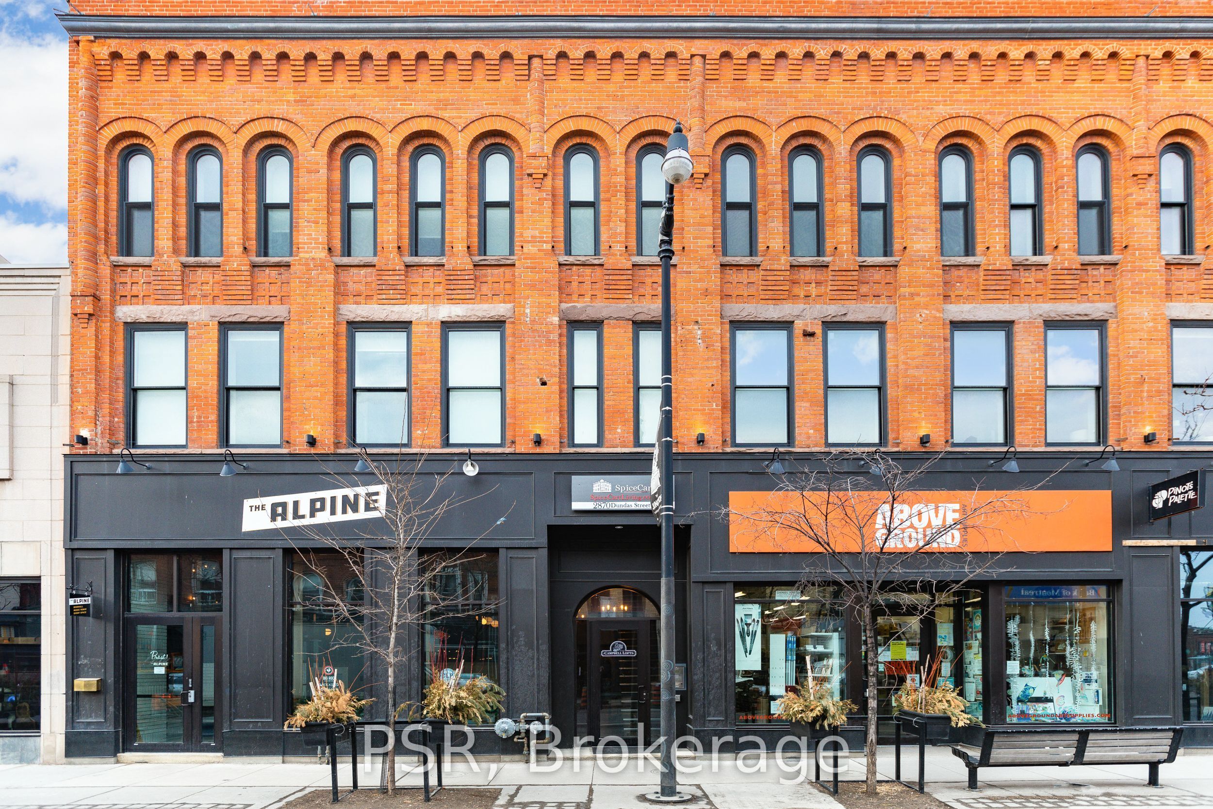 2870 Dundas Street W 201, Toronto, ON M6P 1Y8