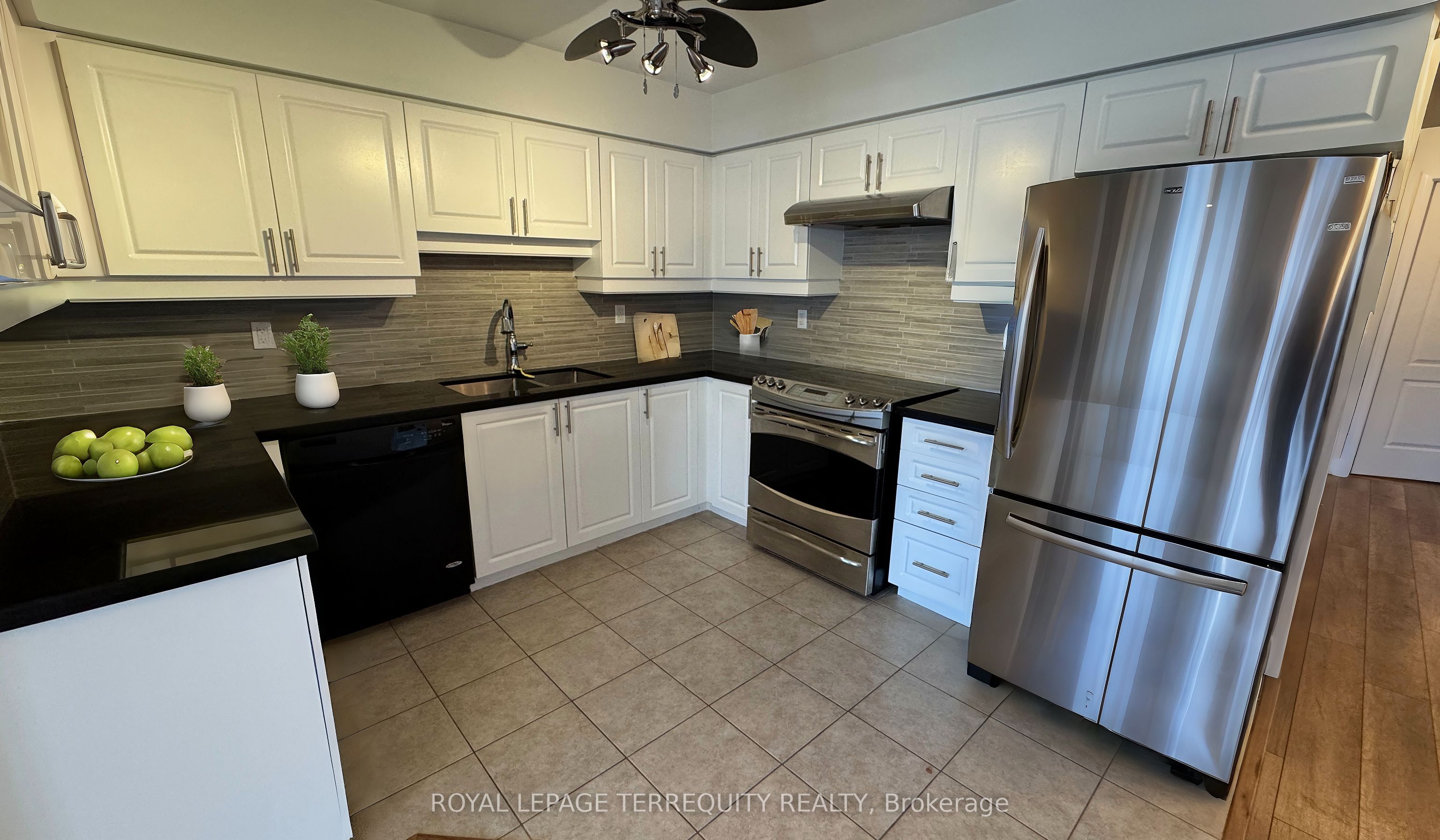 2450 Post Road 1, Oakville, ON L6H 0J2 photo 5