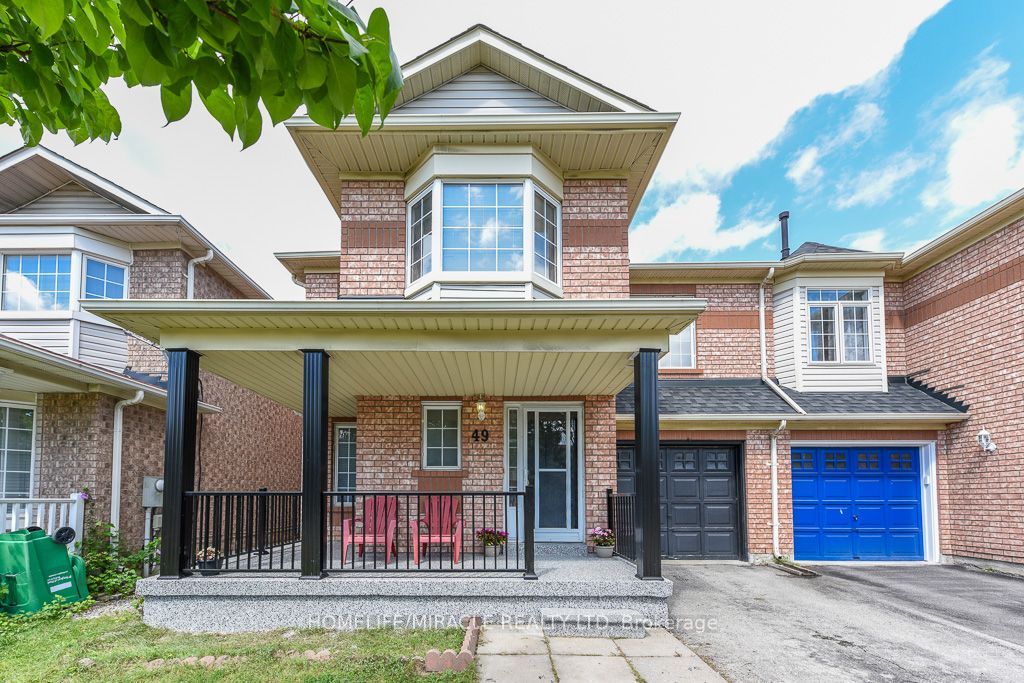 49 Seaside Circle, Brampton, ON L6R 2G7 photo 2