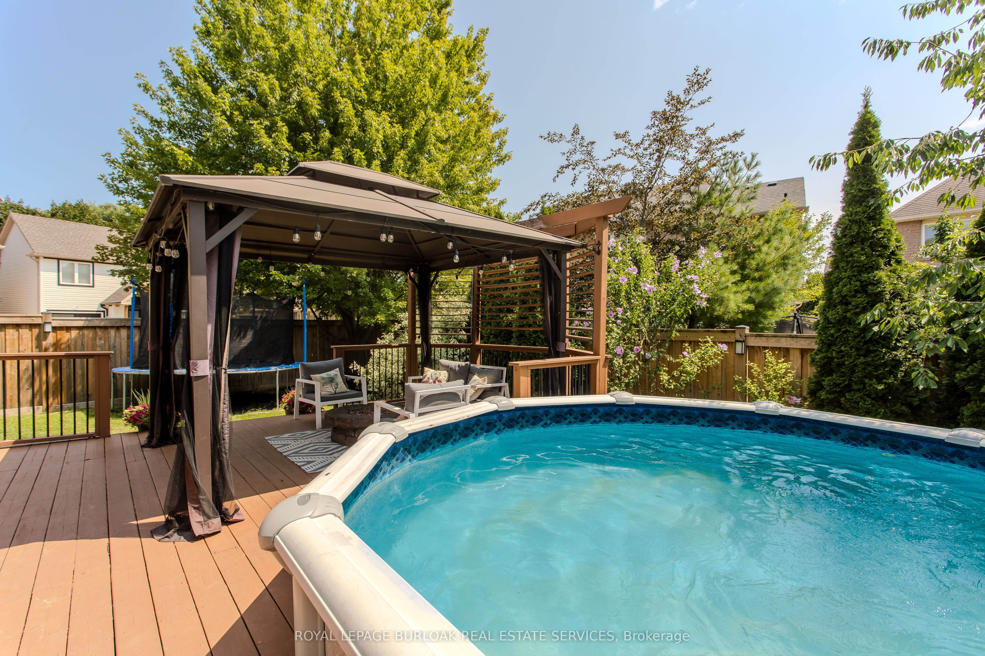 5190 Wood Crescent, Burlington, ON L7L 6N3 photo 3
