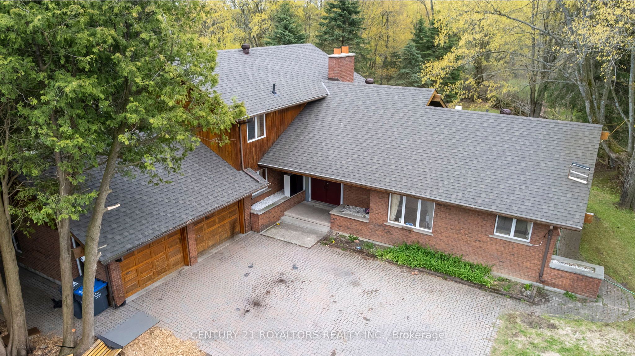 17940 Airport Road, Caledon, ON L7K 2G8 photo 2