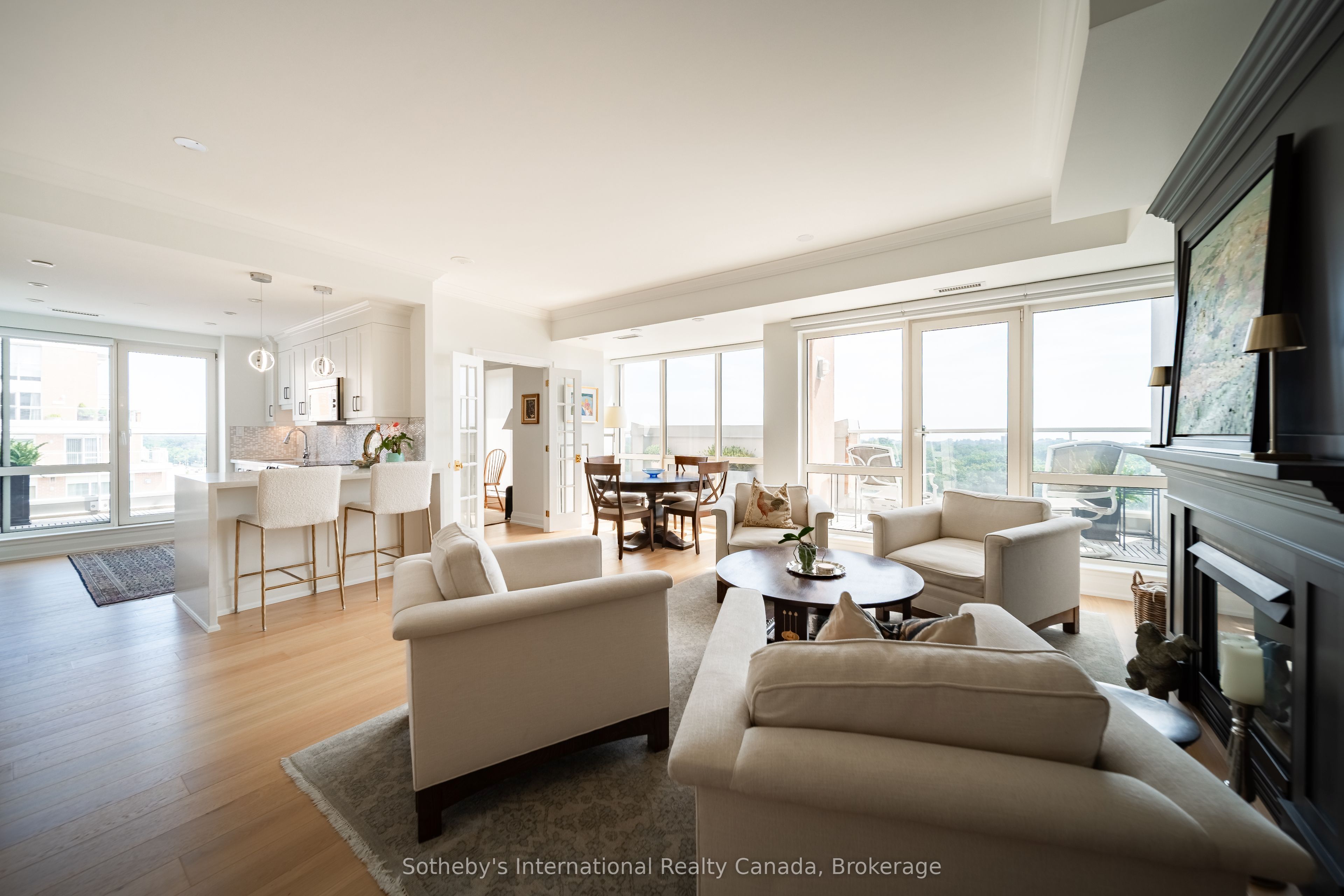 50 Old Mill Road 901, Oakville, ON L6J 7W1