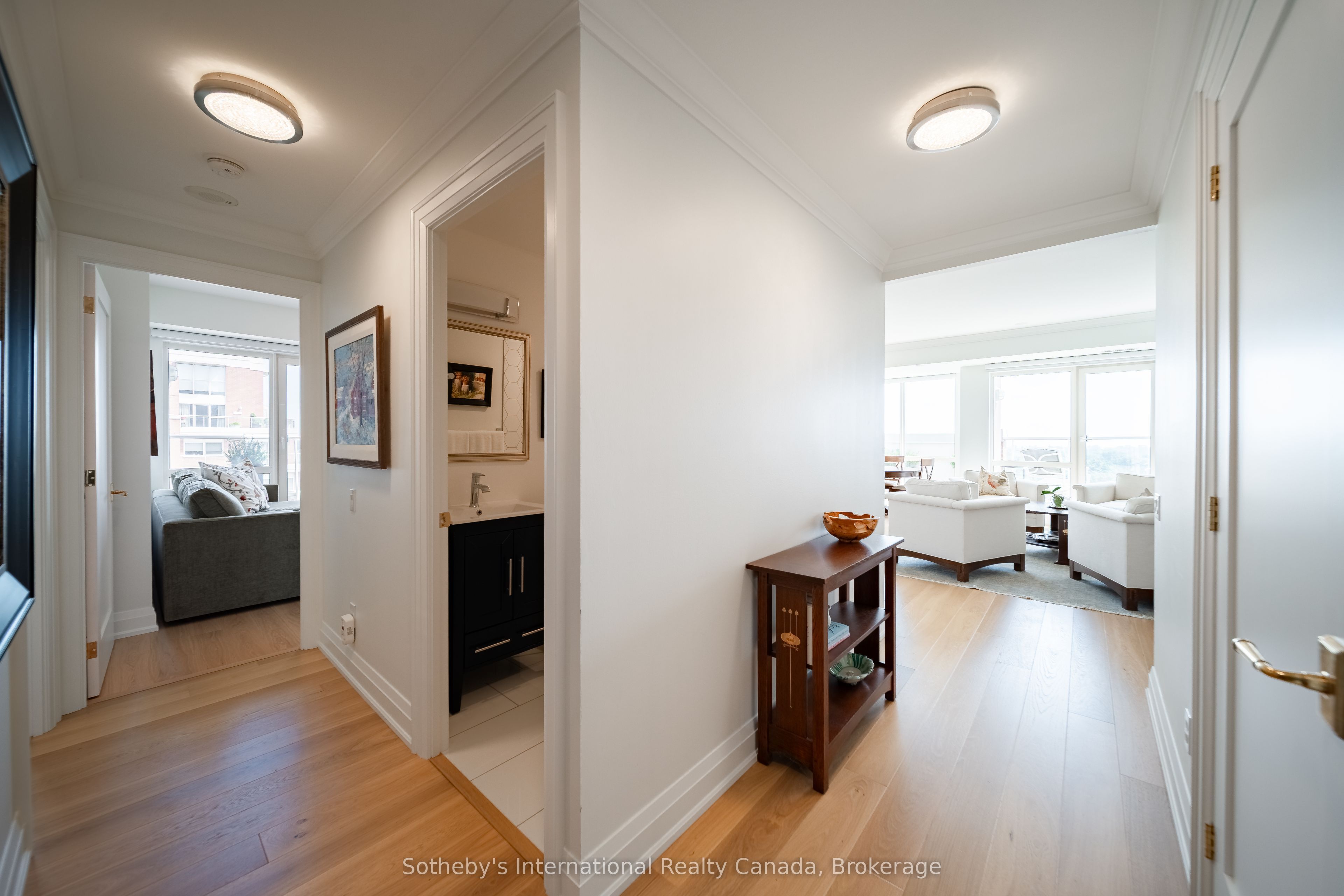 50 Old Mill Road 901, Oakville, ON L6J 7W1 photo 5