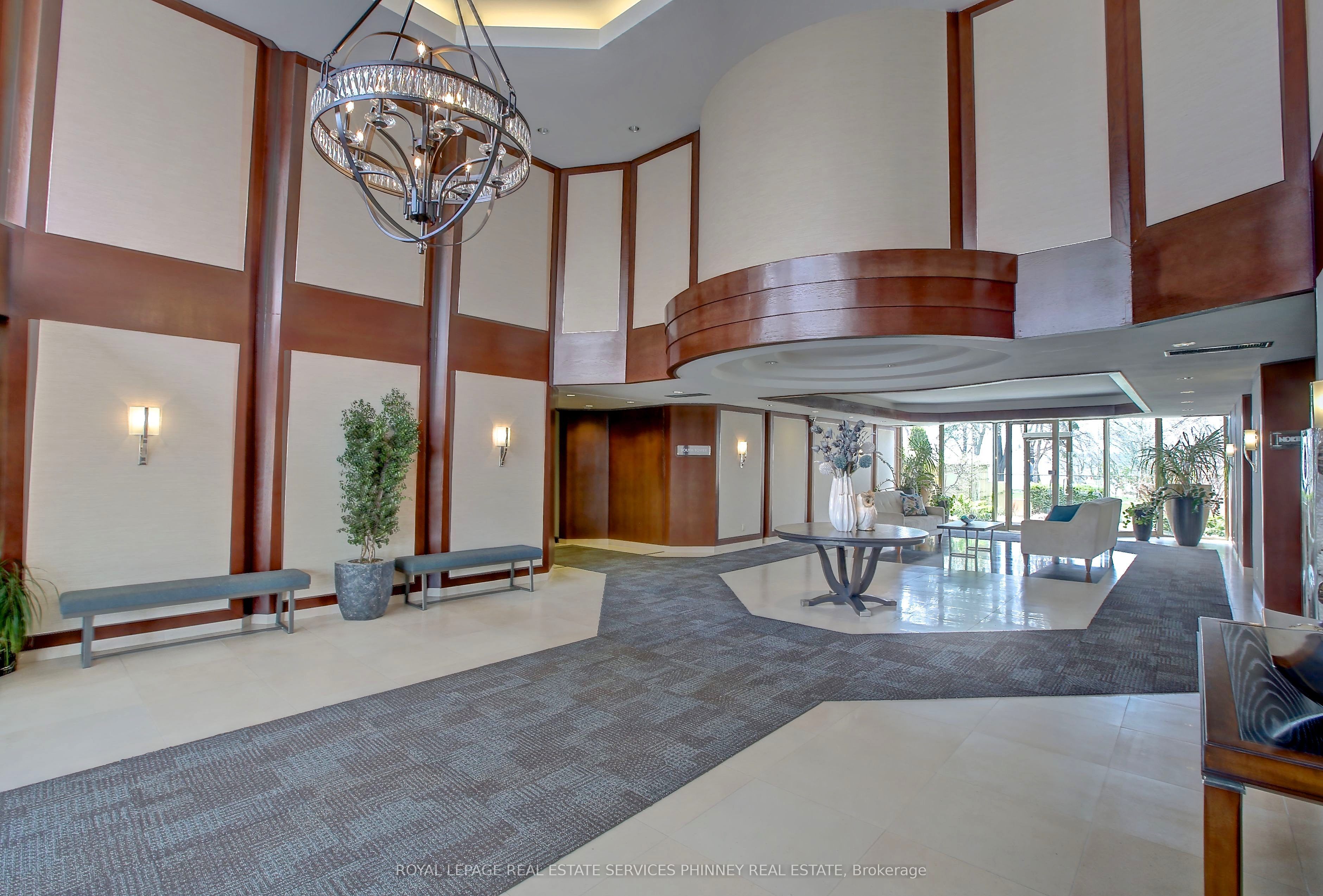 2267 Lake Shore Boulevard 802, Toronto, ON M8V 3X2 photo 2