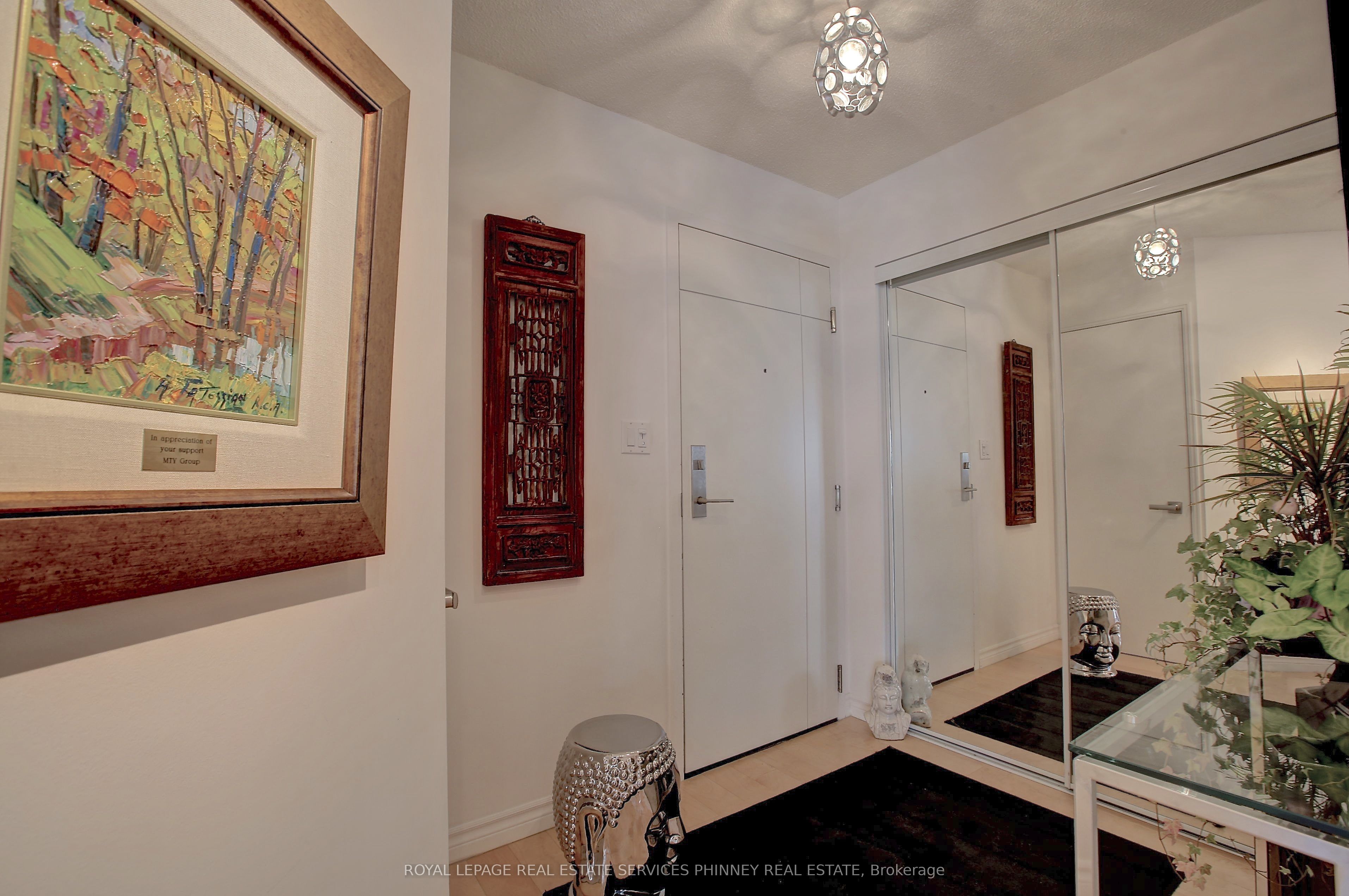 2267 Lake Shore Boulevard 802, Toronto, ON M8V 3X2 photo 3