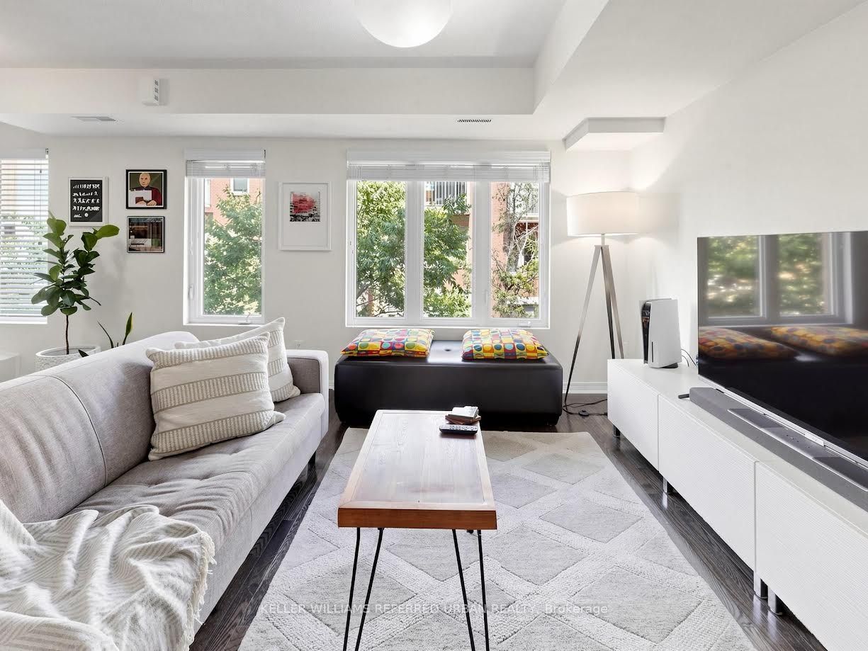 20 Foundry Avenue N 213, Toronto, ON M6H 4L1 photo 2