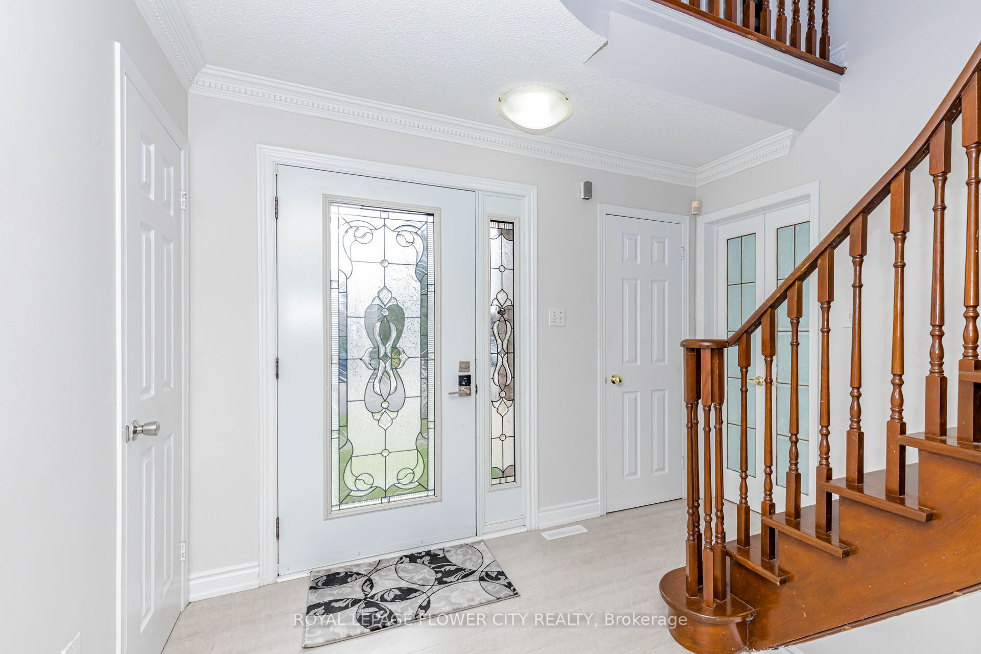 14 Canarvan Court, Brampton, ON L6Y 4X5 photo 4