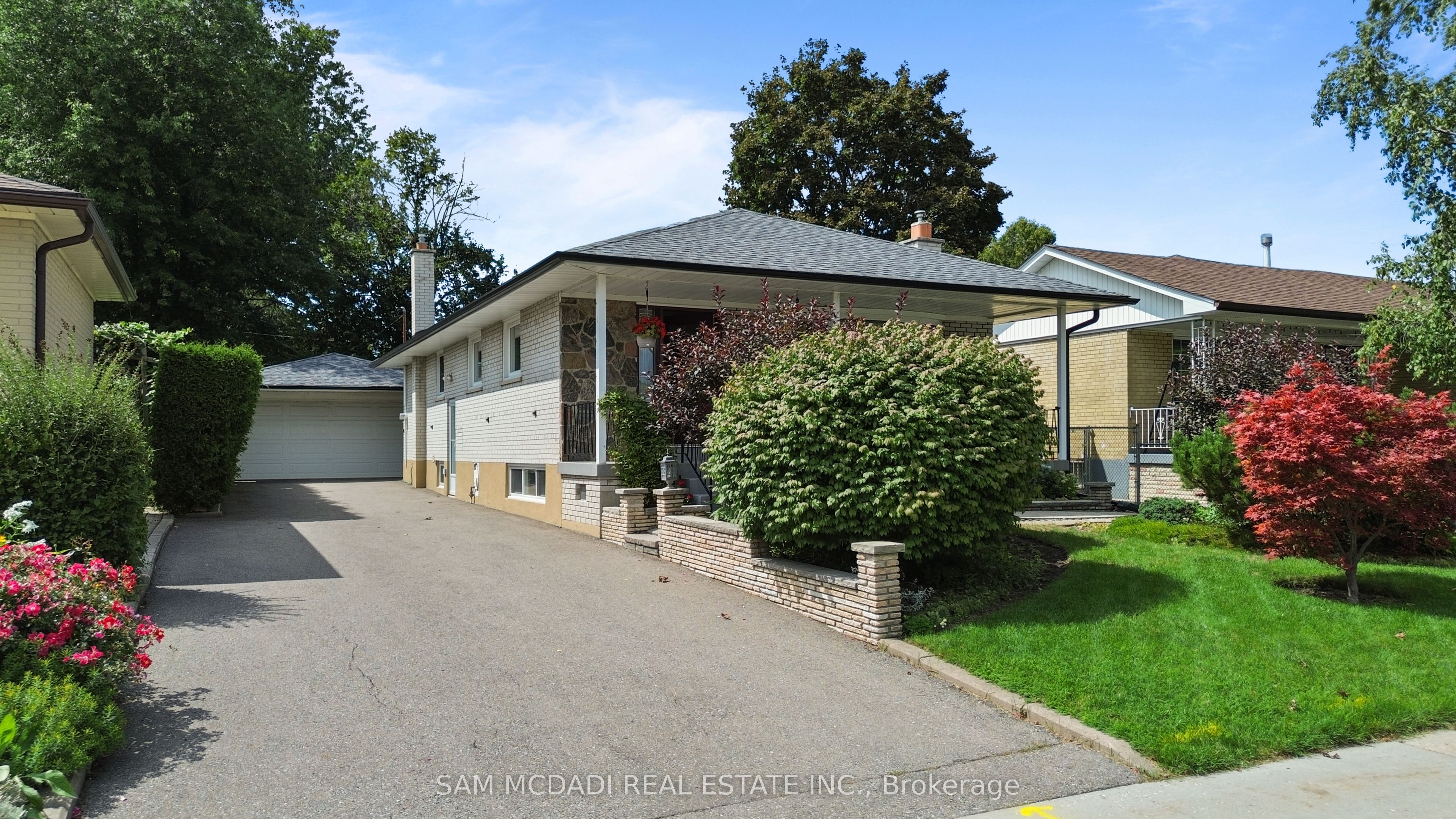 248 Wellesworth Drive, Toronto, ON M9C 4S6 photo 3