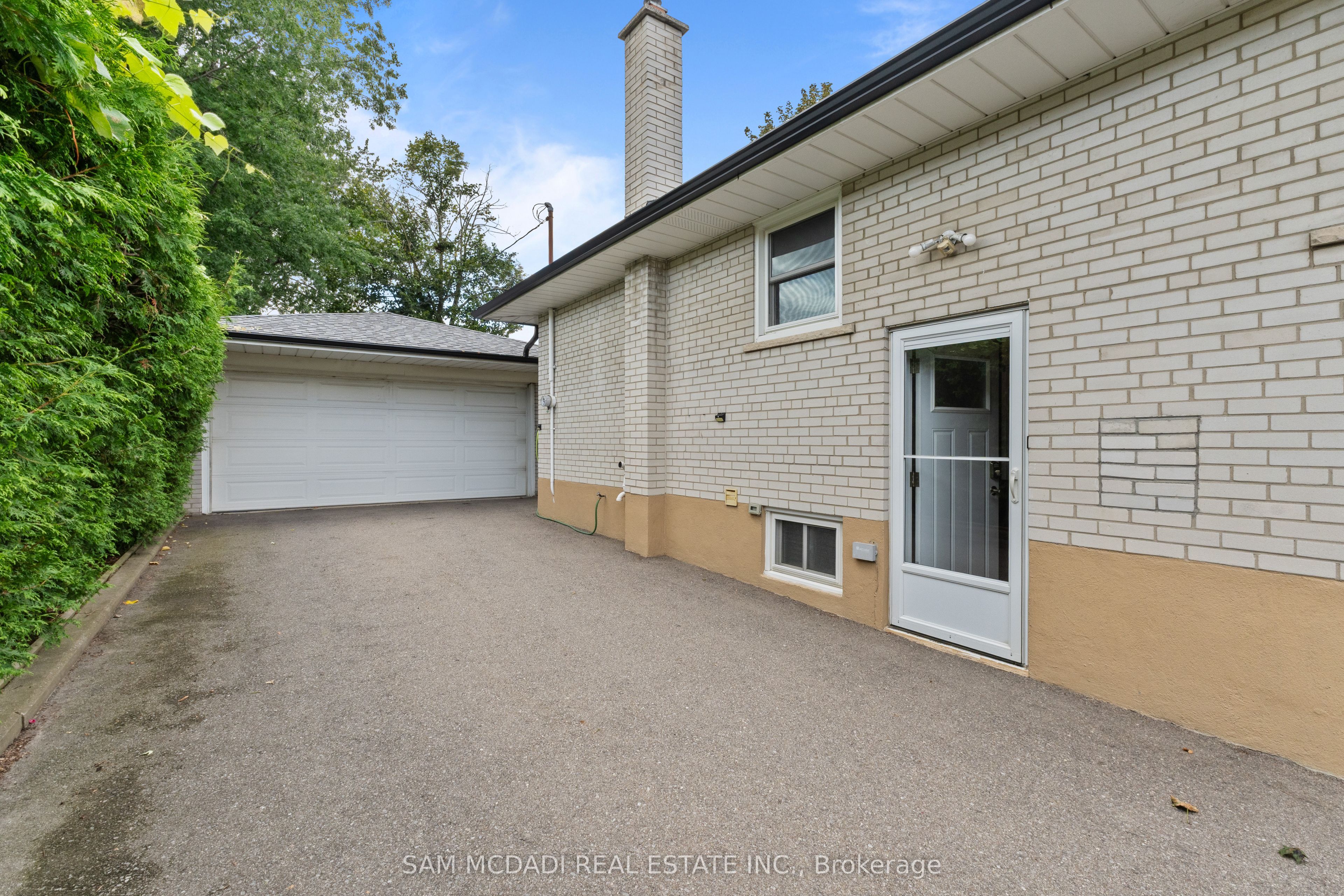 248 Wellesworth Drive, Toronto, ON M9C 4S6 photo 4