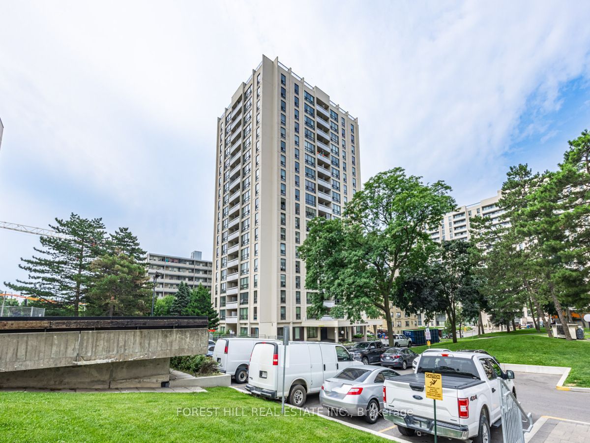 141 Lyon Court 1201, Toronto, ON M6B 3H2