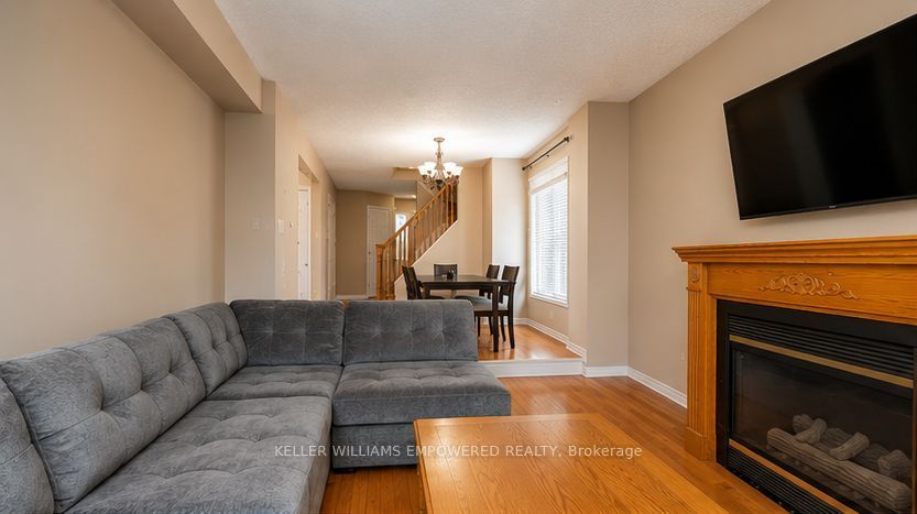 4568 Donegal Drive, Mississauga, ON L5M 4H2 photo 3