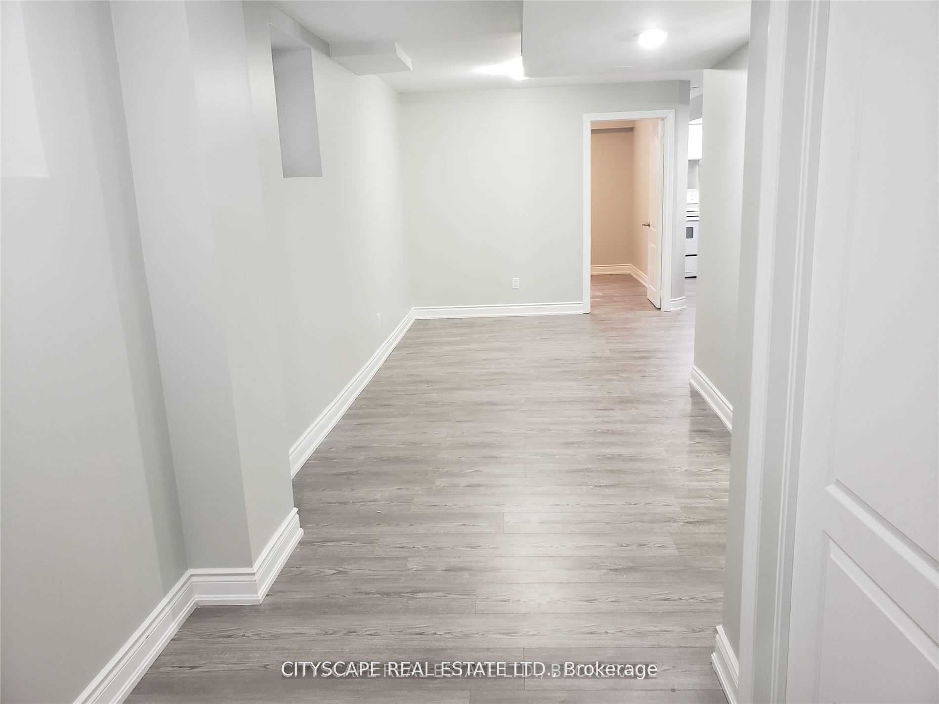 4375 Trail Blazer Way Bsmt, Mississauga, ON L5R 0C5 photo 2