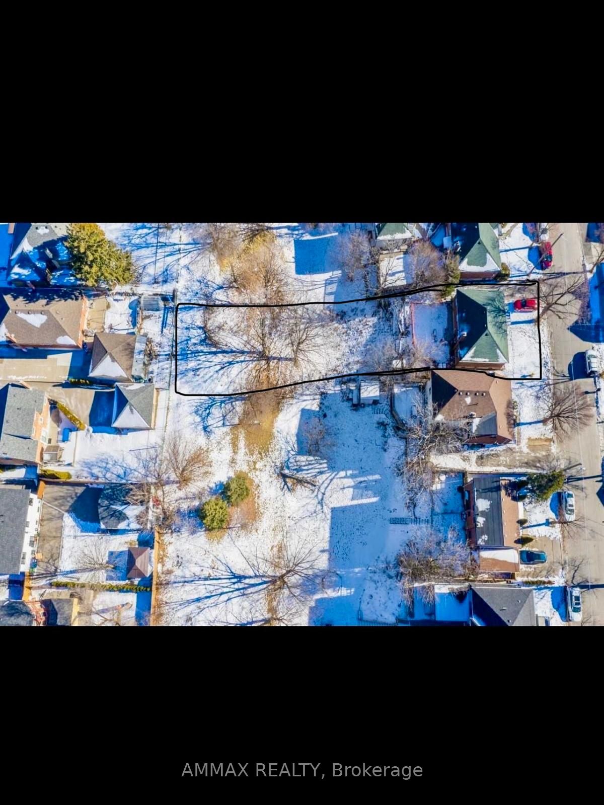 42 Arrowsmith Avenue, Toronto, ON M6M 2W7 photo 4