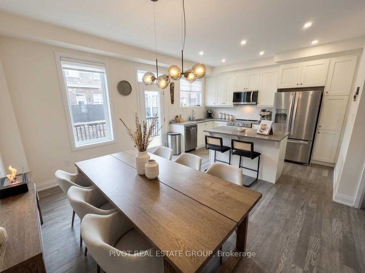 3348 Erasmum Street, Oakville, ON L6M 1S3 photo 2