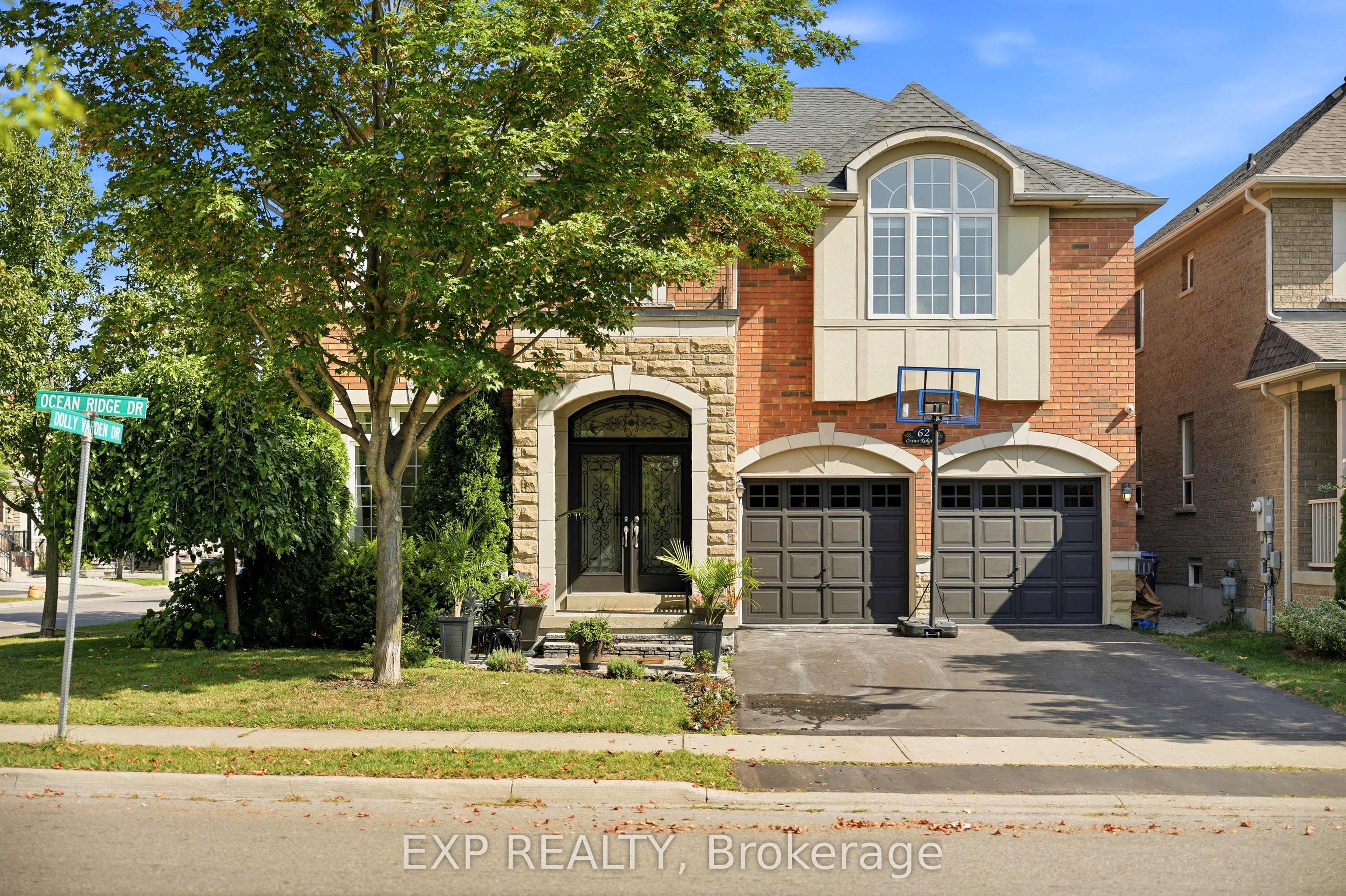 62 Ocean Ridge Drive, Brampton, ON L6R 3L3