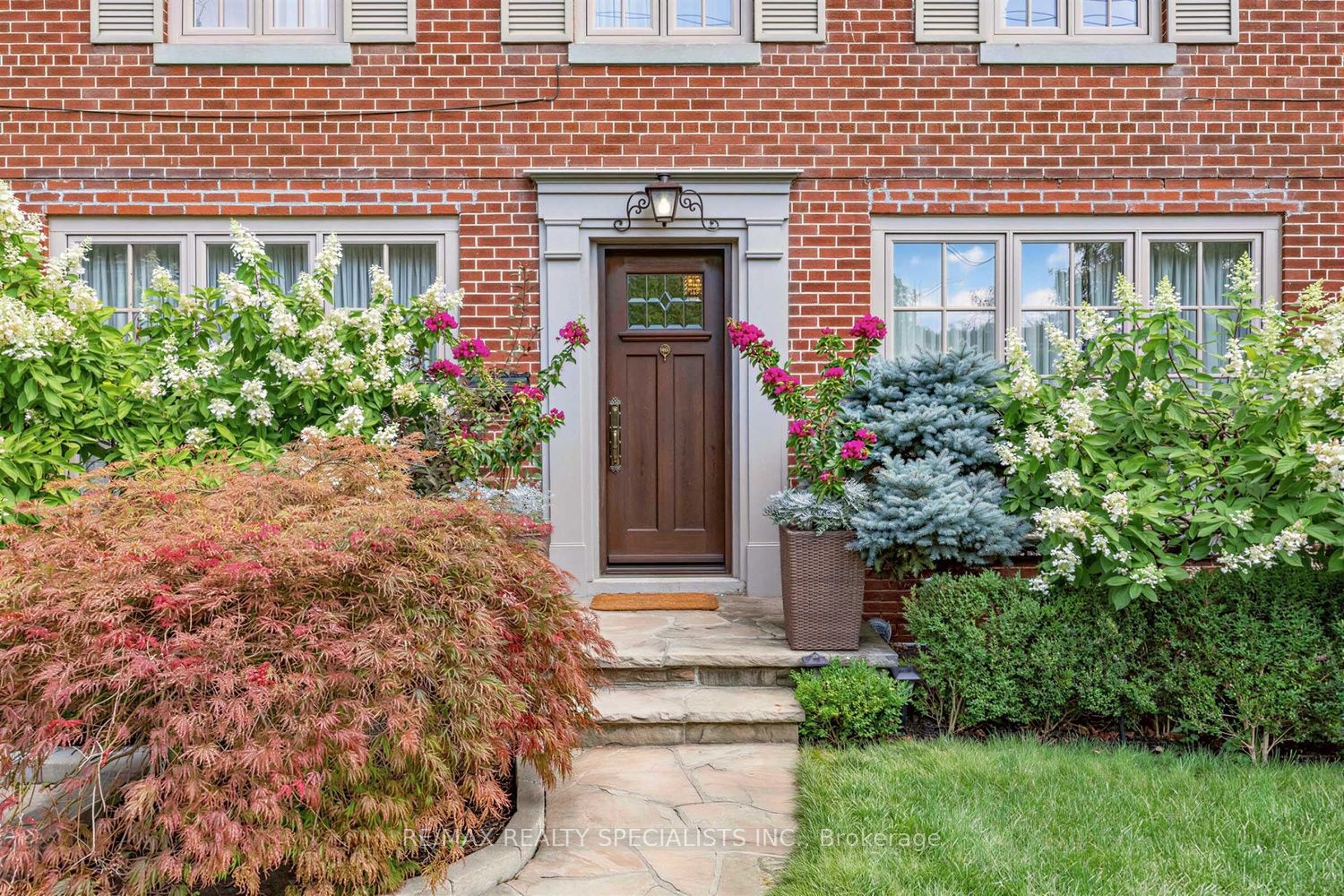 1211 Royal York Road, Toronto, ON M9A 4B5 photo 2