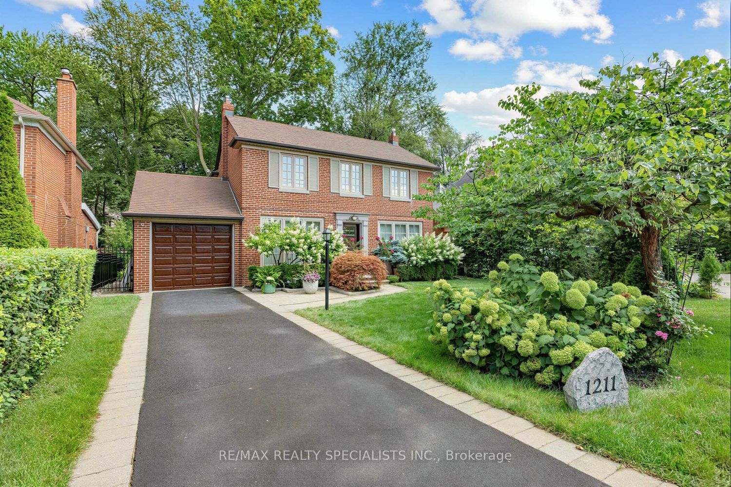 1211 Royal York Road, Toronto, ON M9A 4B5 photo 3