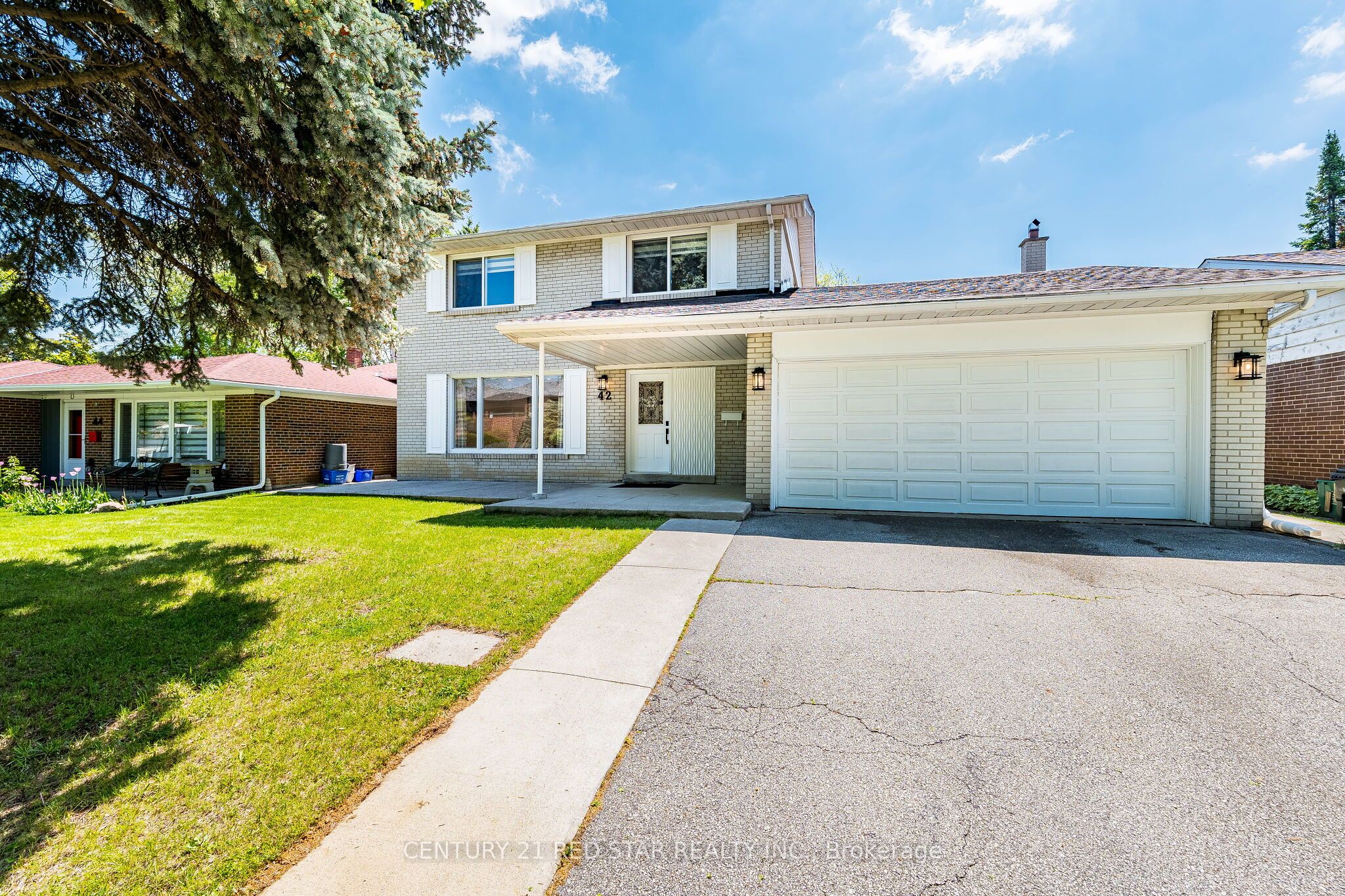 42 Broadfield Drive, Toronto, ON M9C 1L7