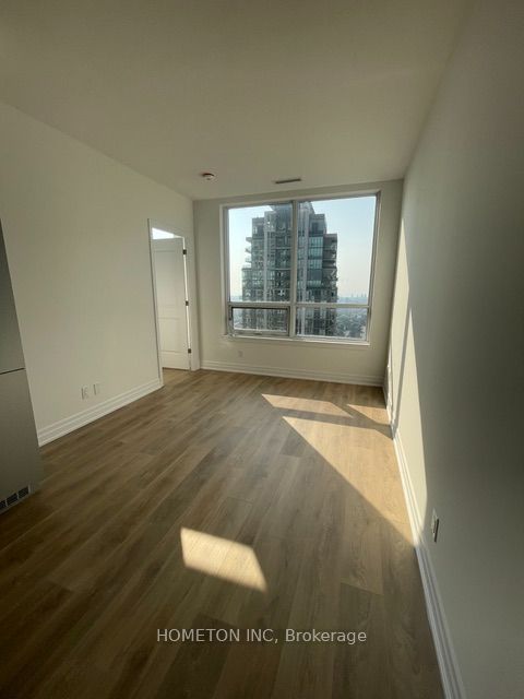 36 Elm Drive 2705, Mississauga, ON L5B 1P2 photo 4