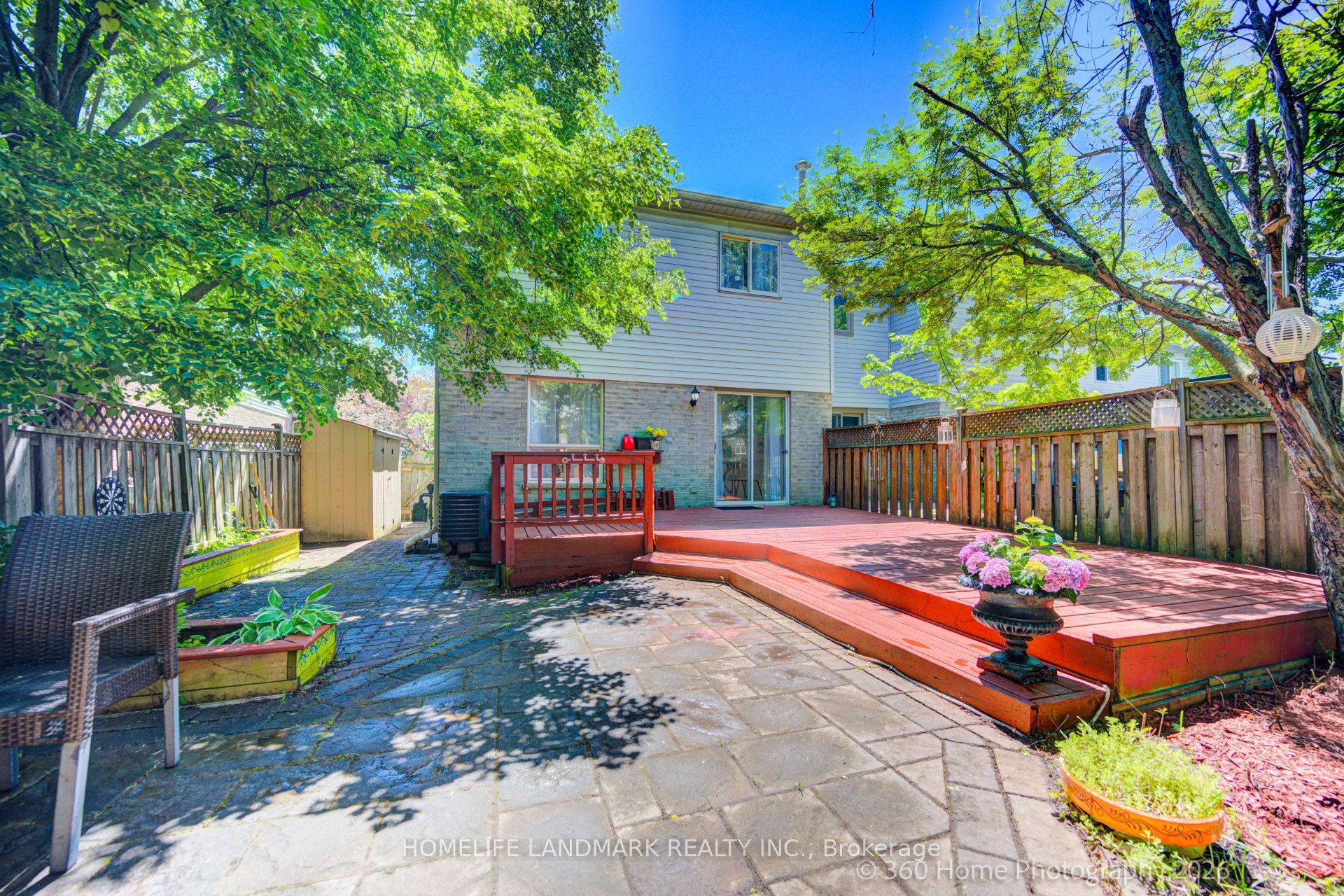 423 Levanna Lane, Oakville, ON L6H 6B8 photo 2